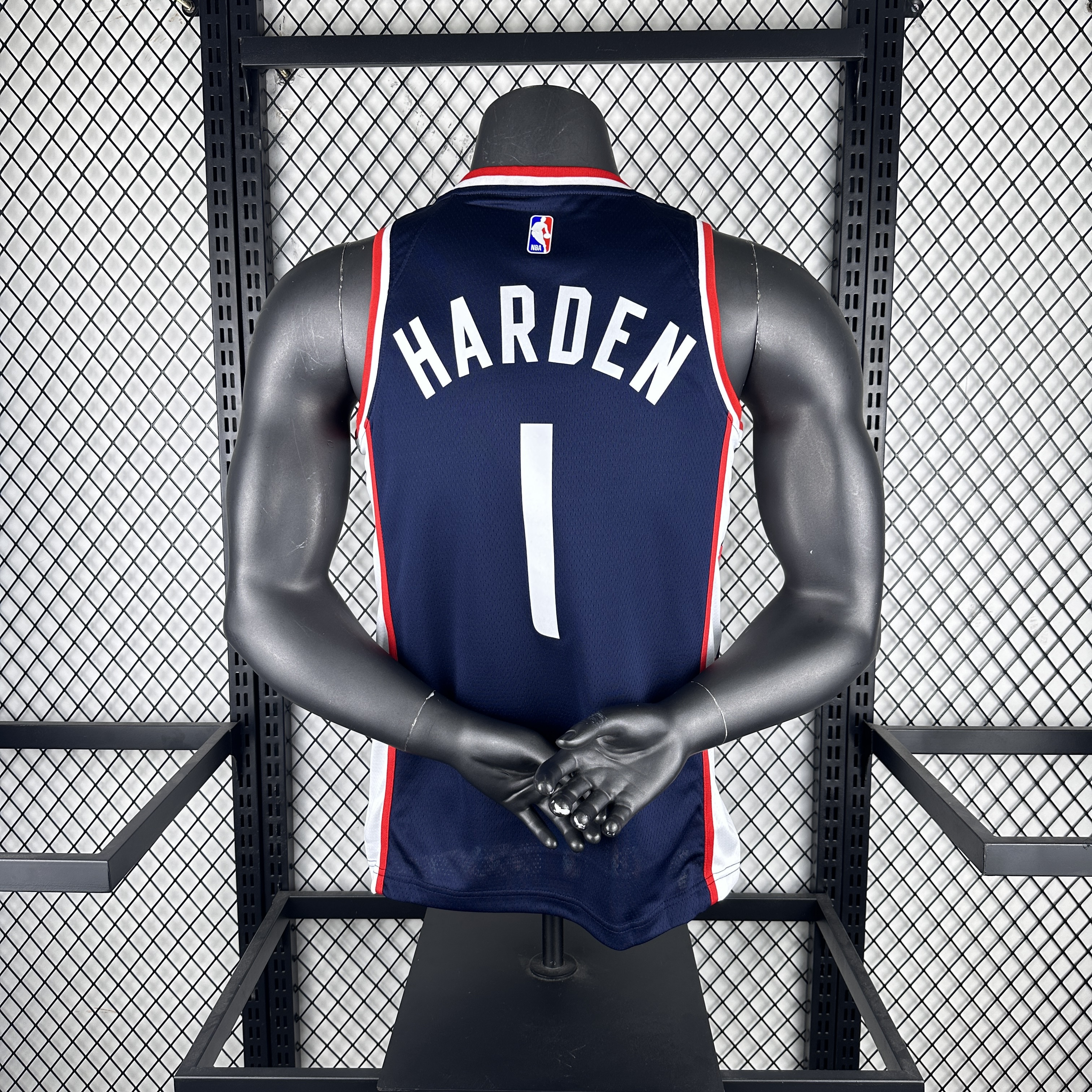 Harden # 1 of the Clippers' Urban version in the 19th season