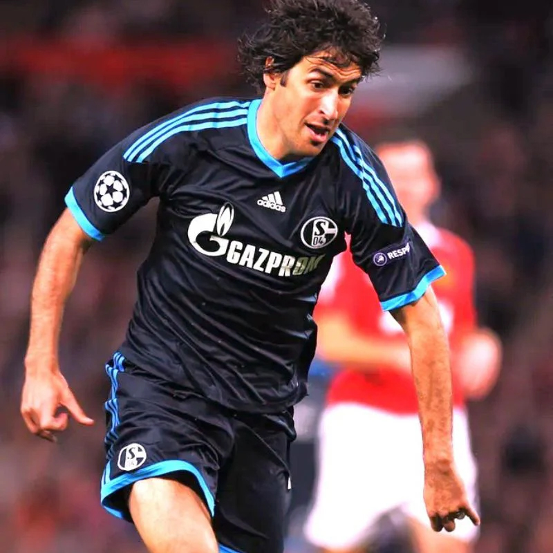 2010-2011 Schalke 04 Away