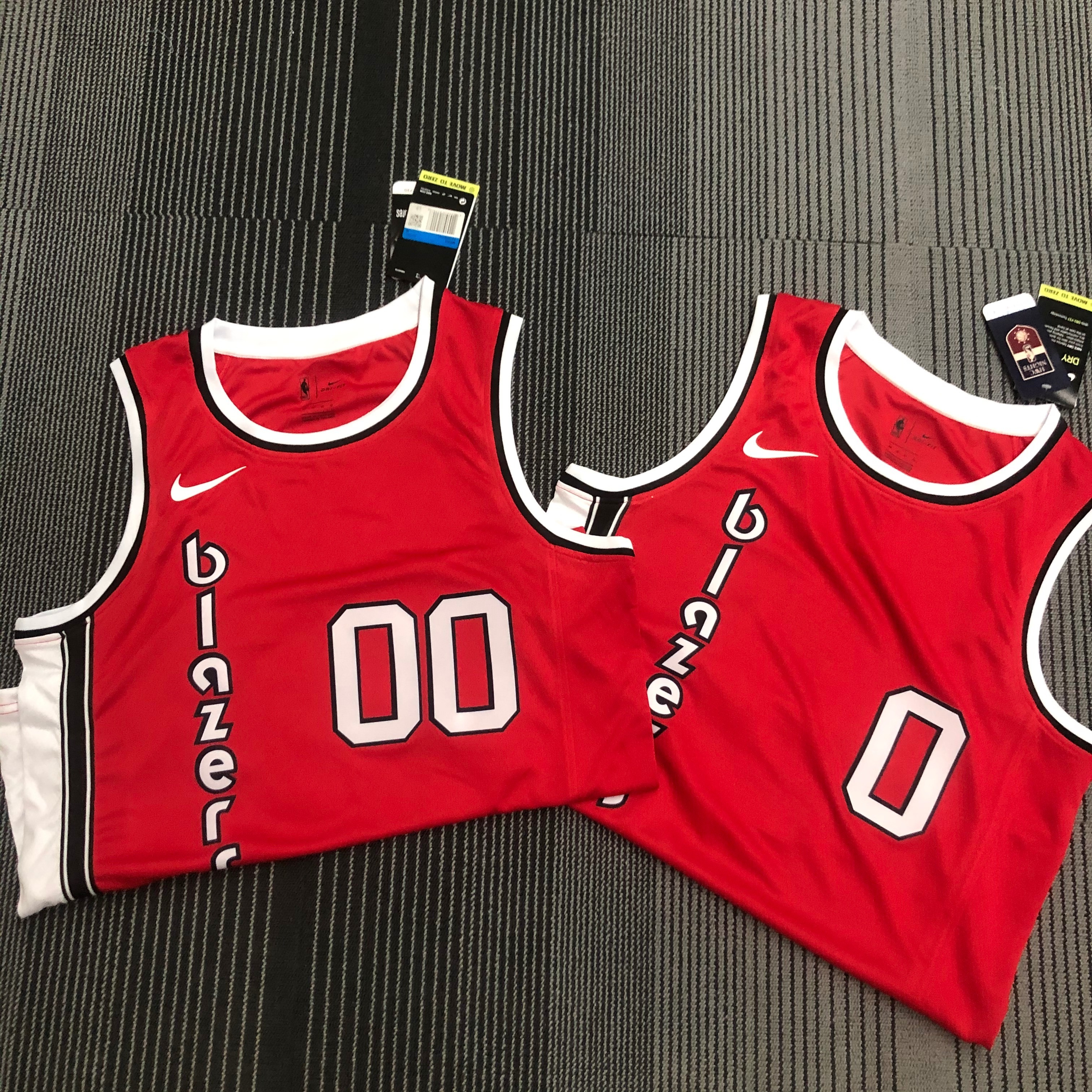 Blazers retro red 0 Lillard