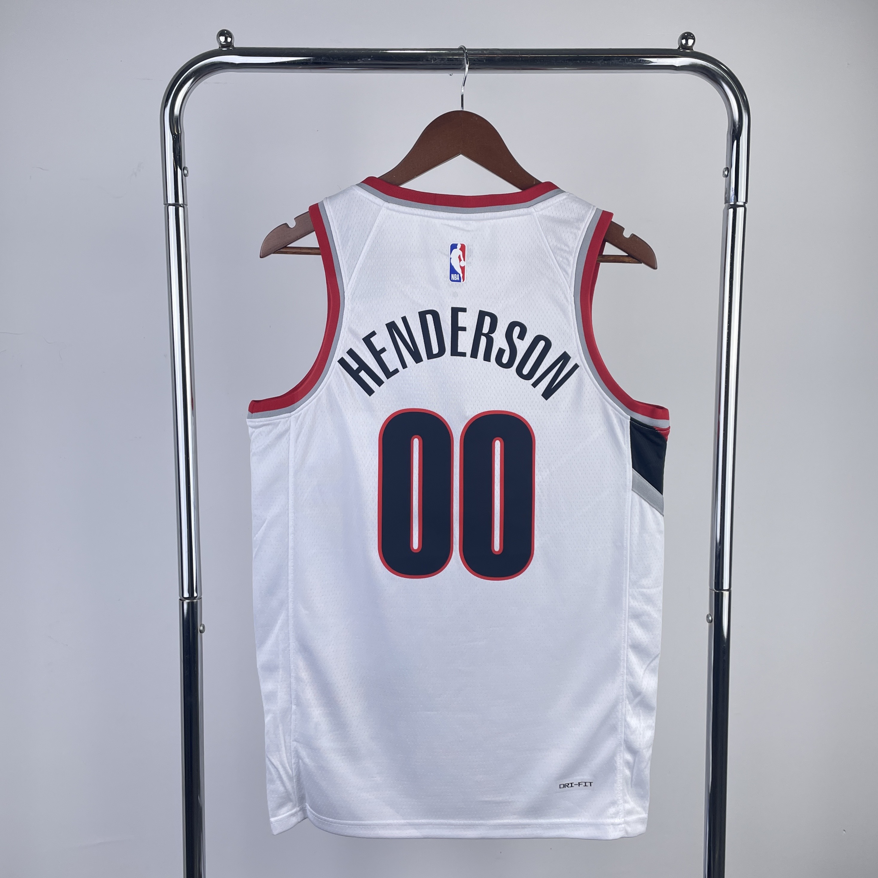Season 23 Blazers white # 00 Henderson