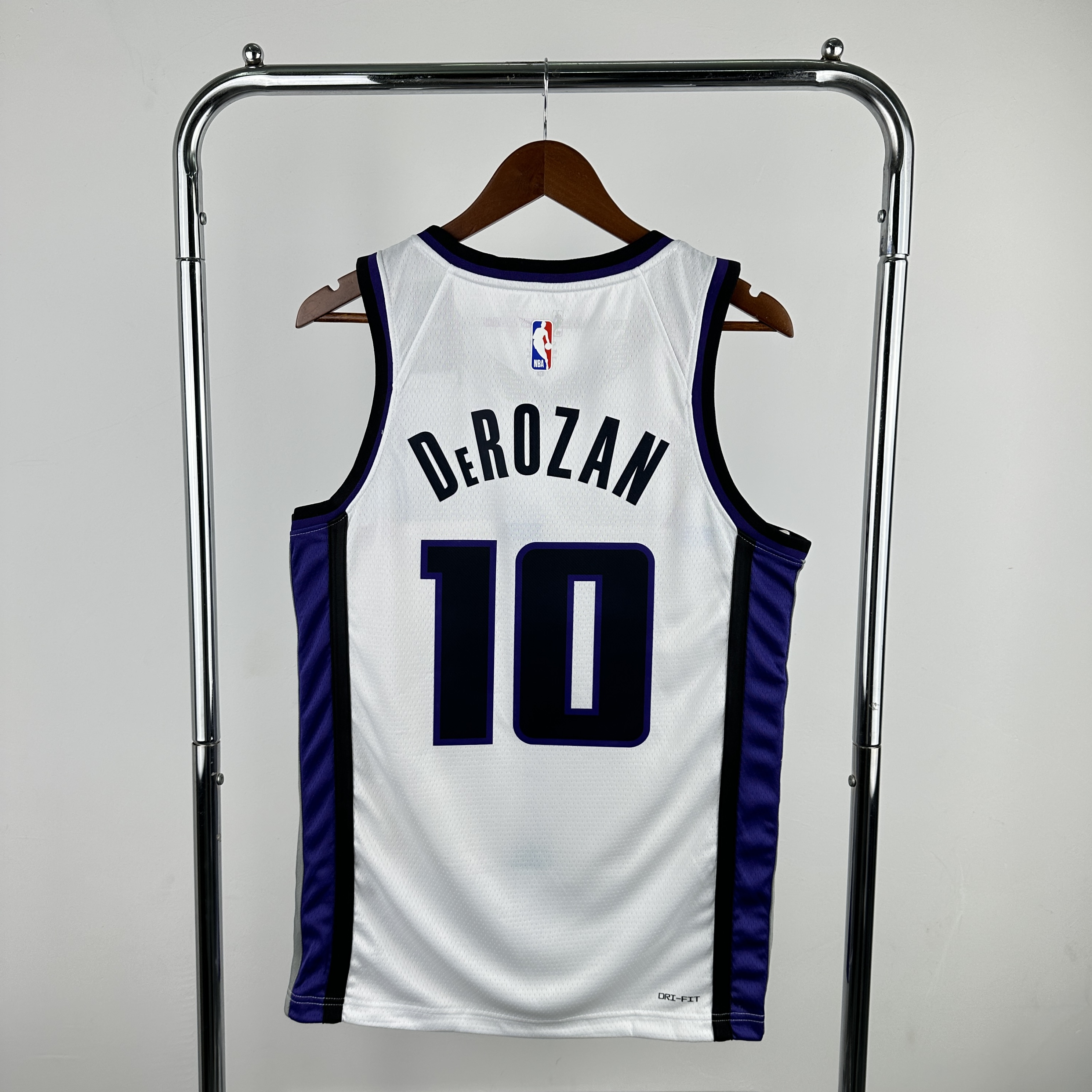 24 season Kings home white number 10 derozan