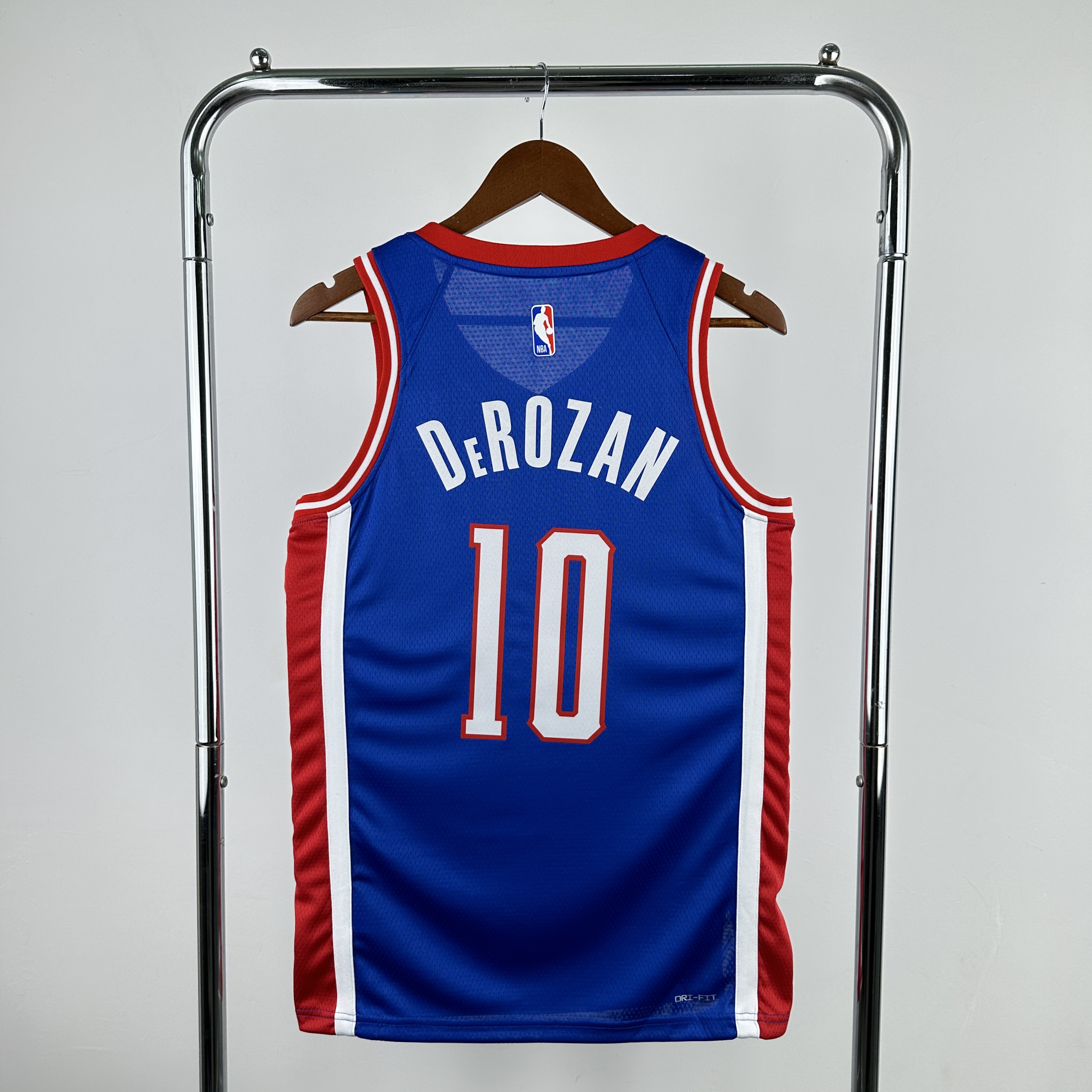 25 season Kings City version No. 10 derozan