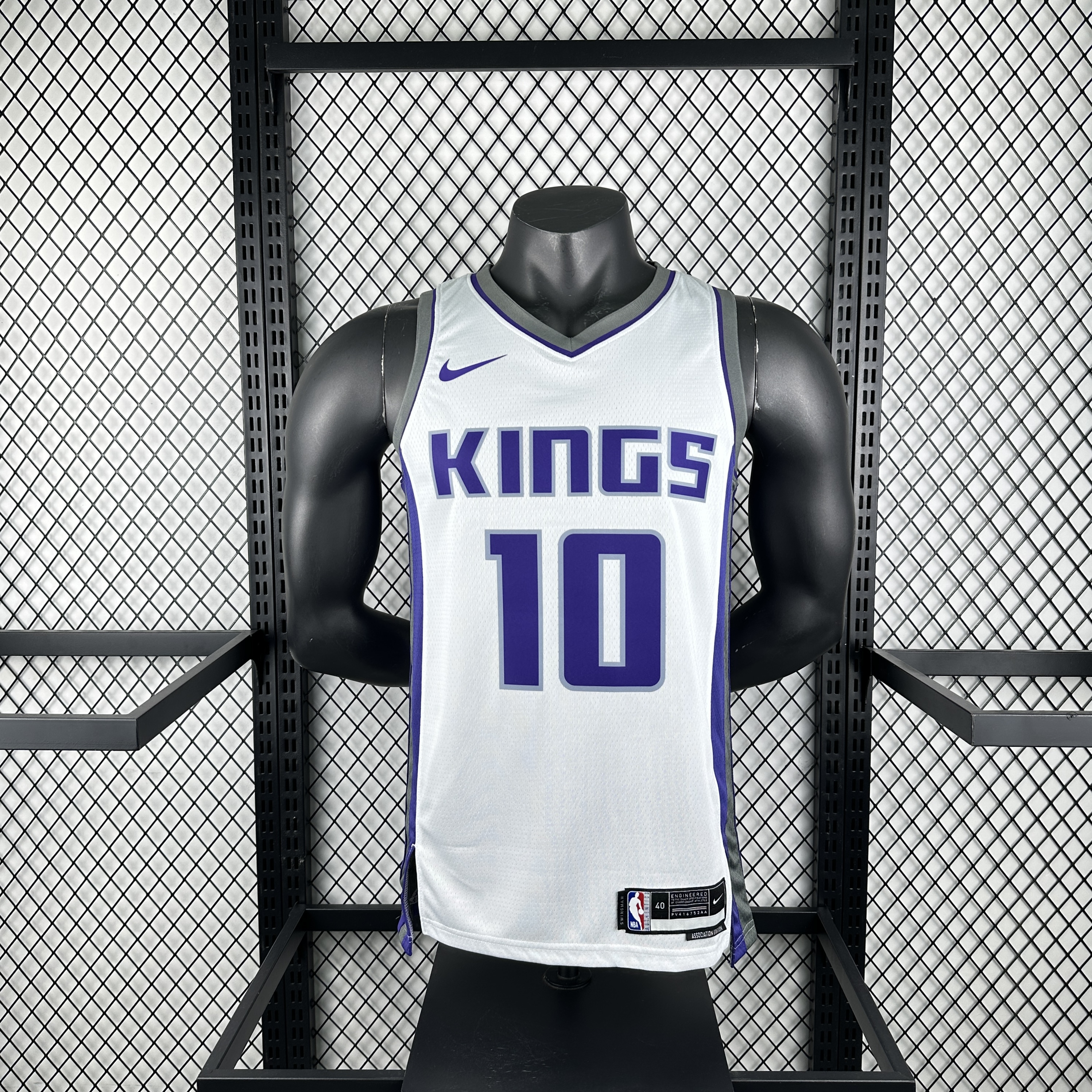 Derozan, the Kings' 10th home in 23 seasons