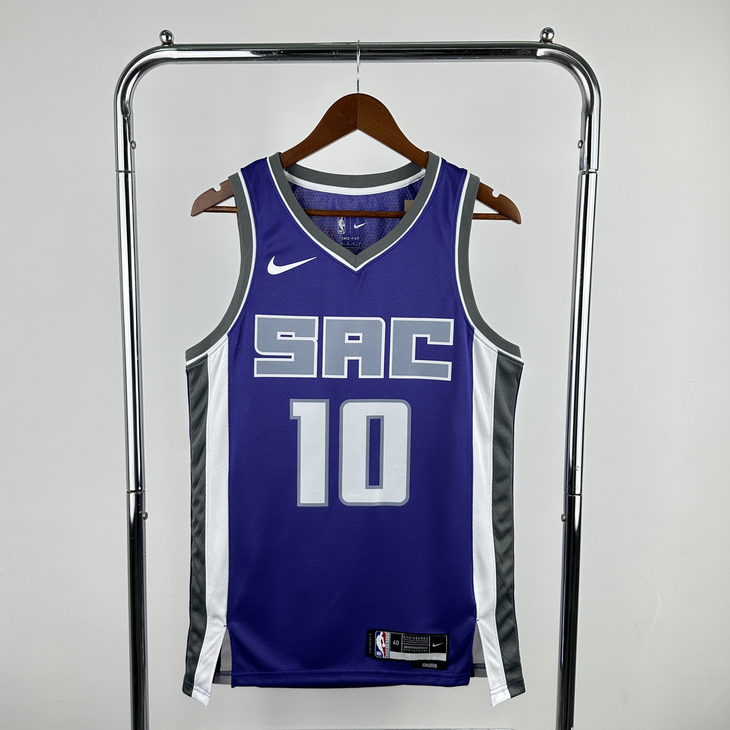 23 season Kings away purple No. 10 derozan