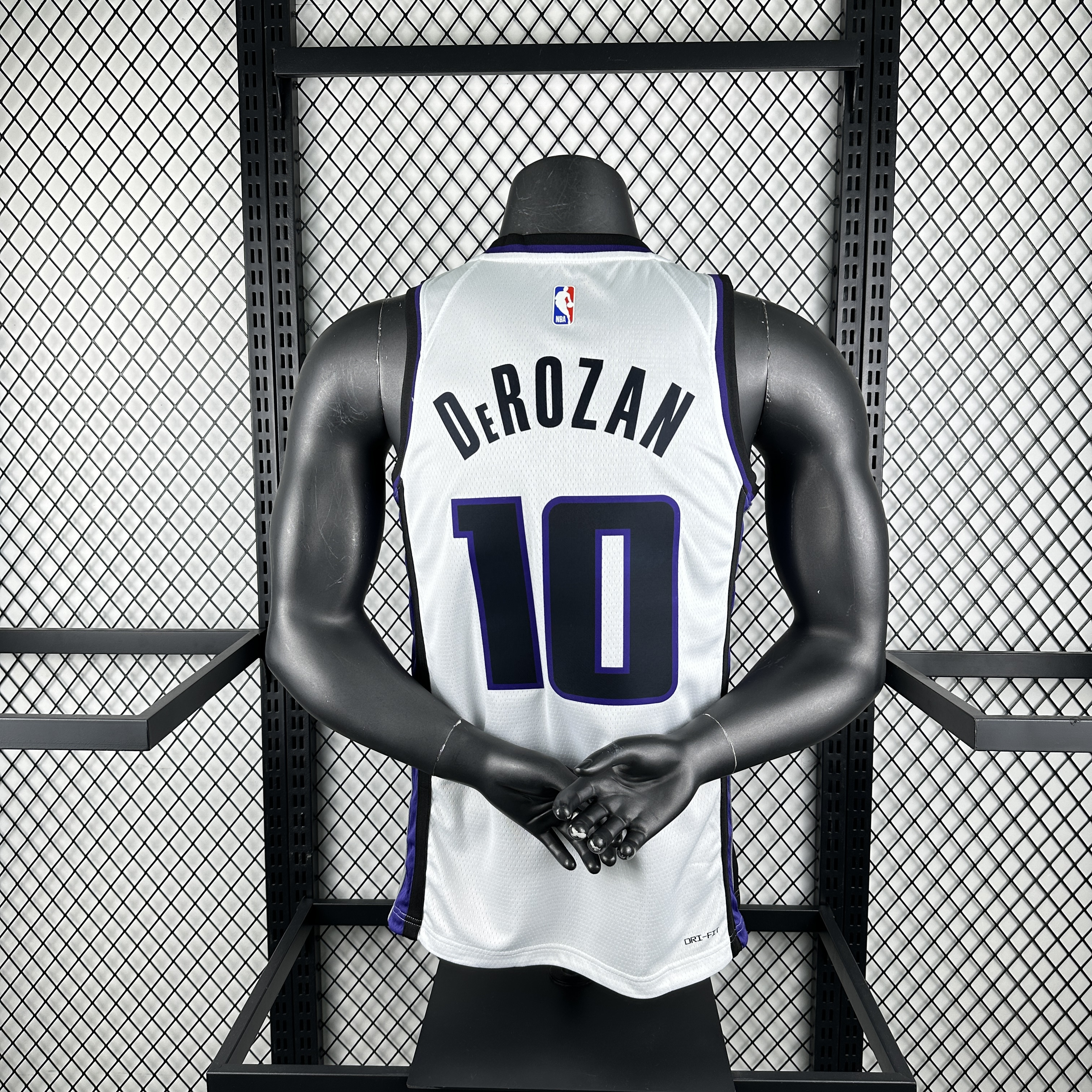 24 season Kings home white number 10 derozan