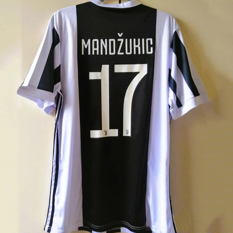 2017-2018 (Juventus) Home