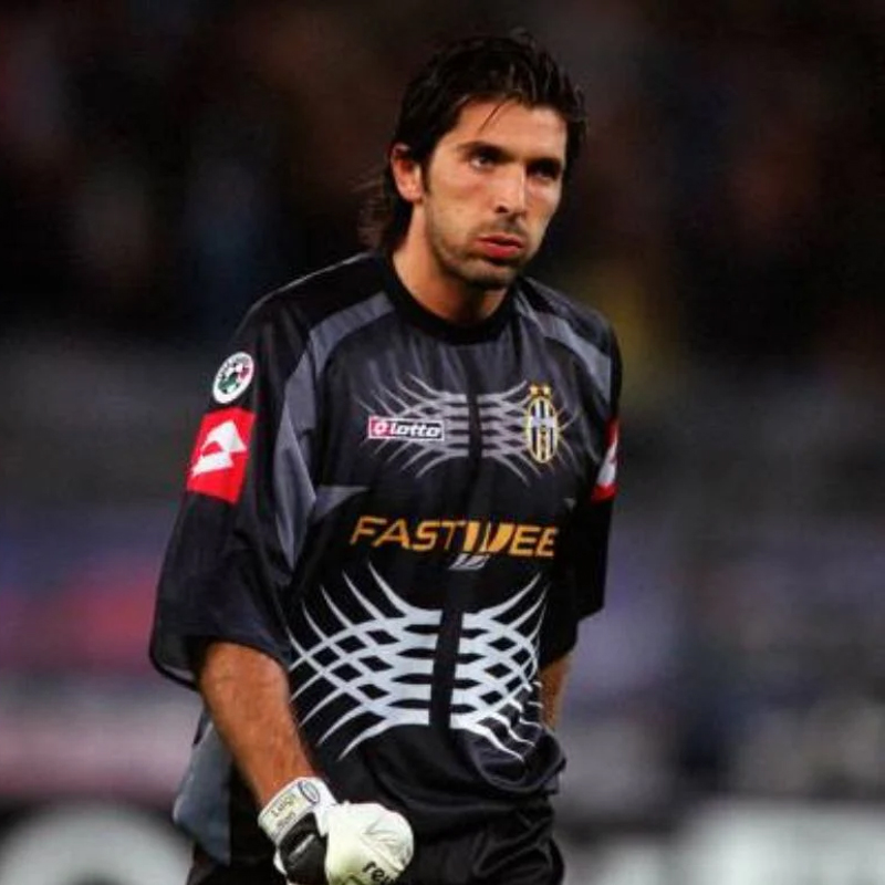 2001-2002 (Juventus) goalkeeper