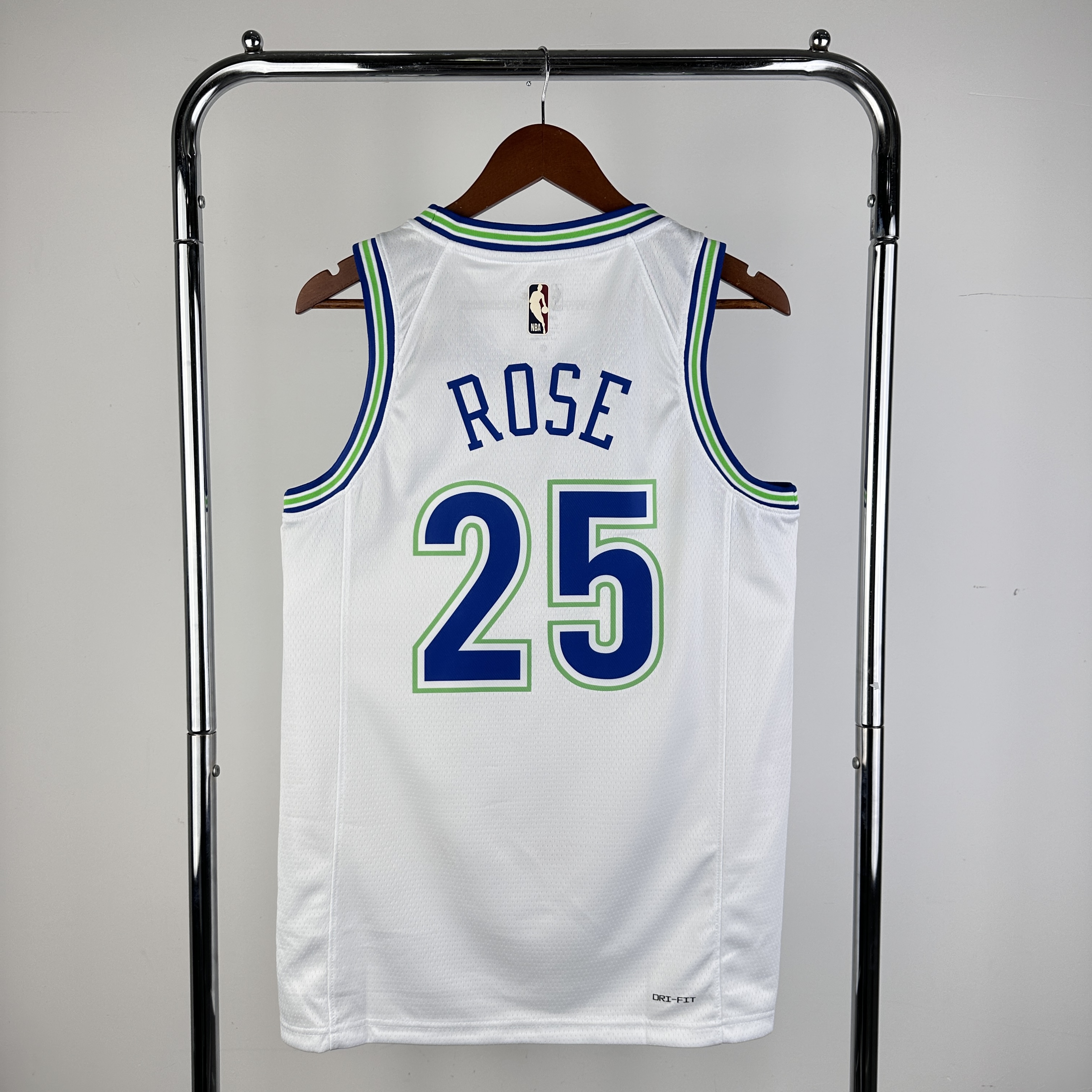 24 season Timberwolves throwback # 25 Rose