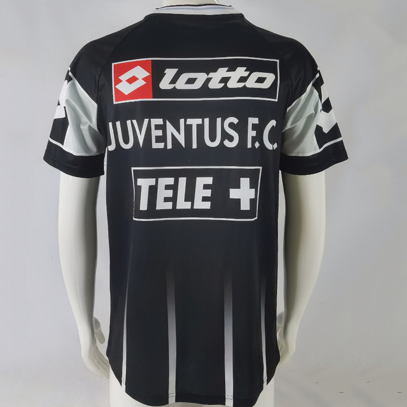 1999-2000 (Juventus) Home