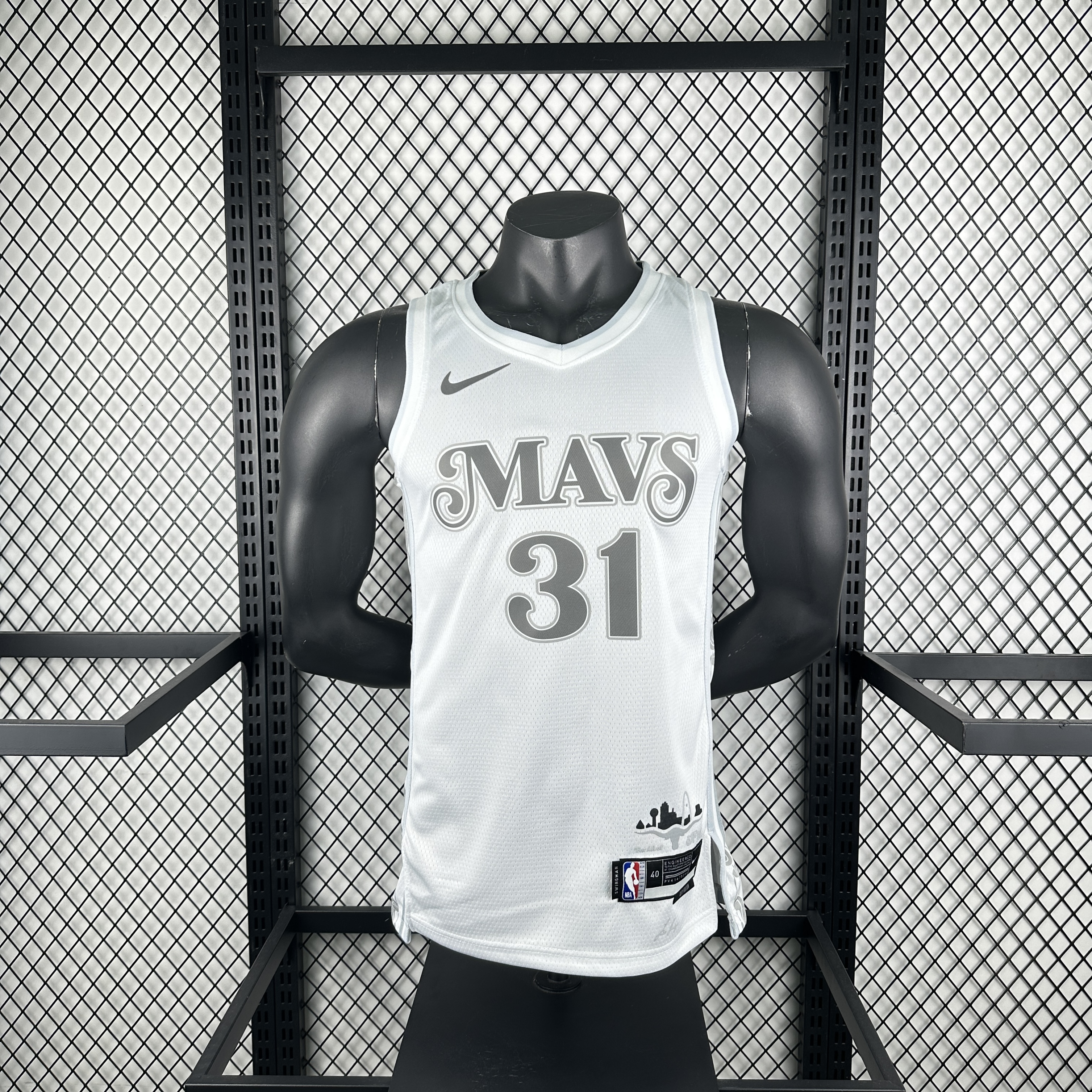 Season 25 Lone Ranger City Edition number 31 Thompson