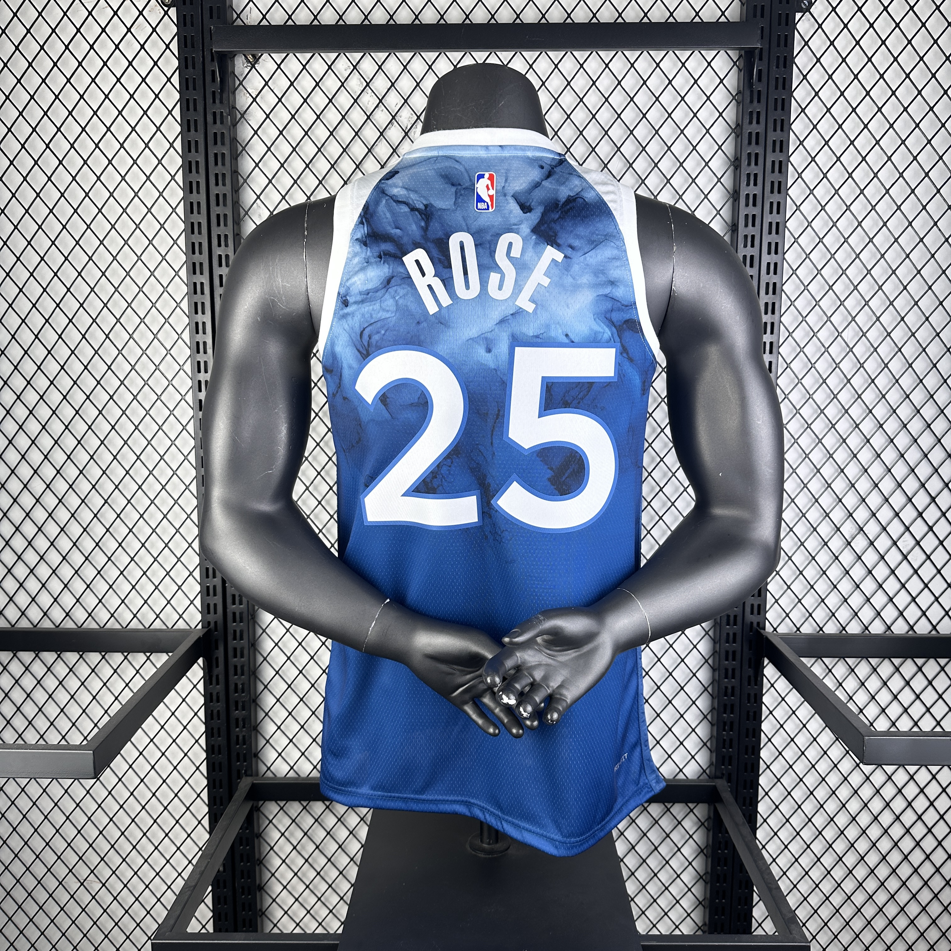 Season 24 Timberwolves City edition # 25 Rose