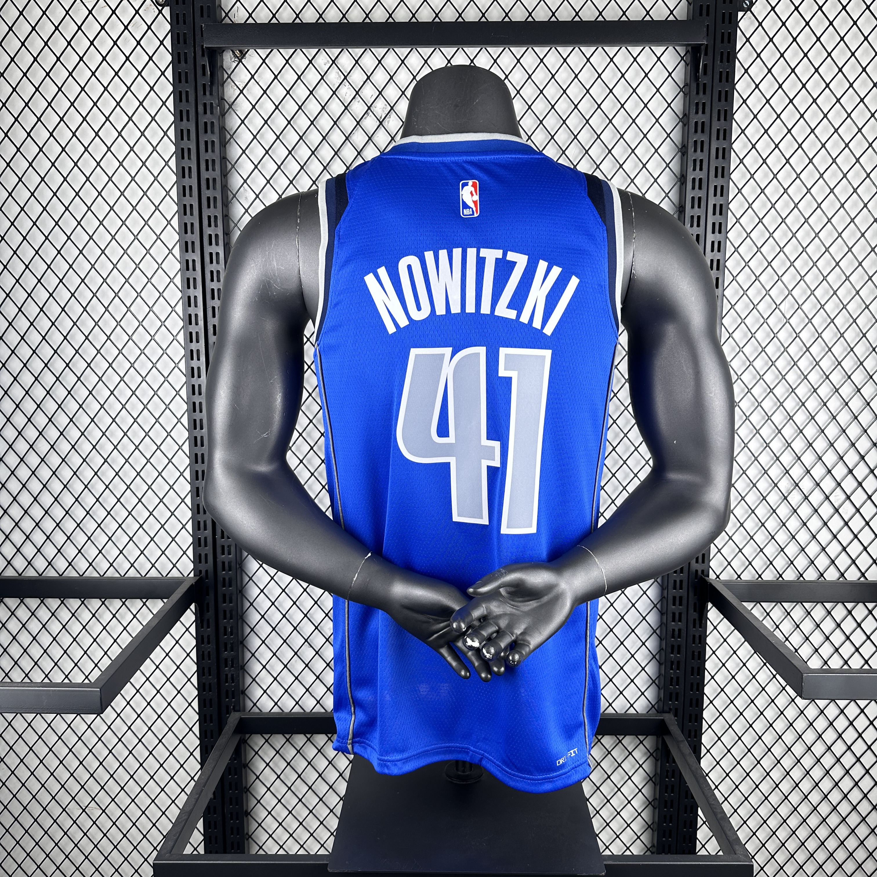 Lone Ranger Blue away 41 Nowitzki