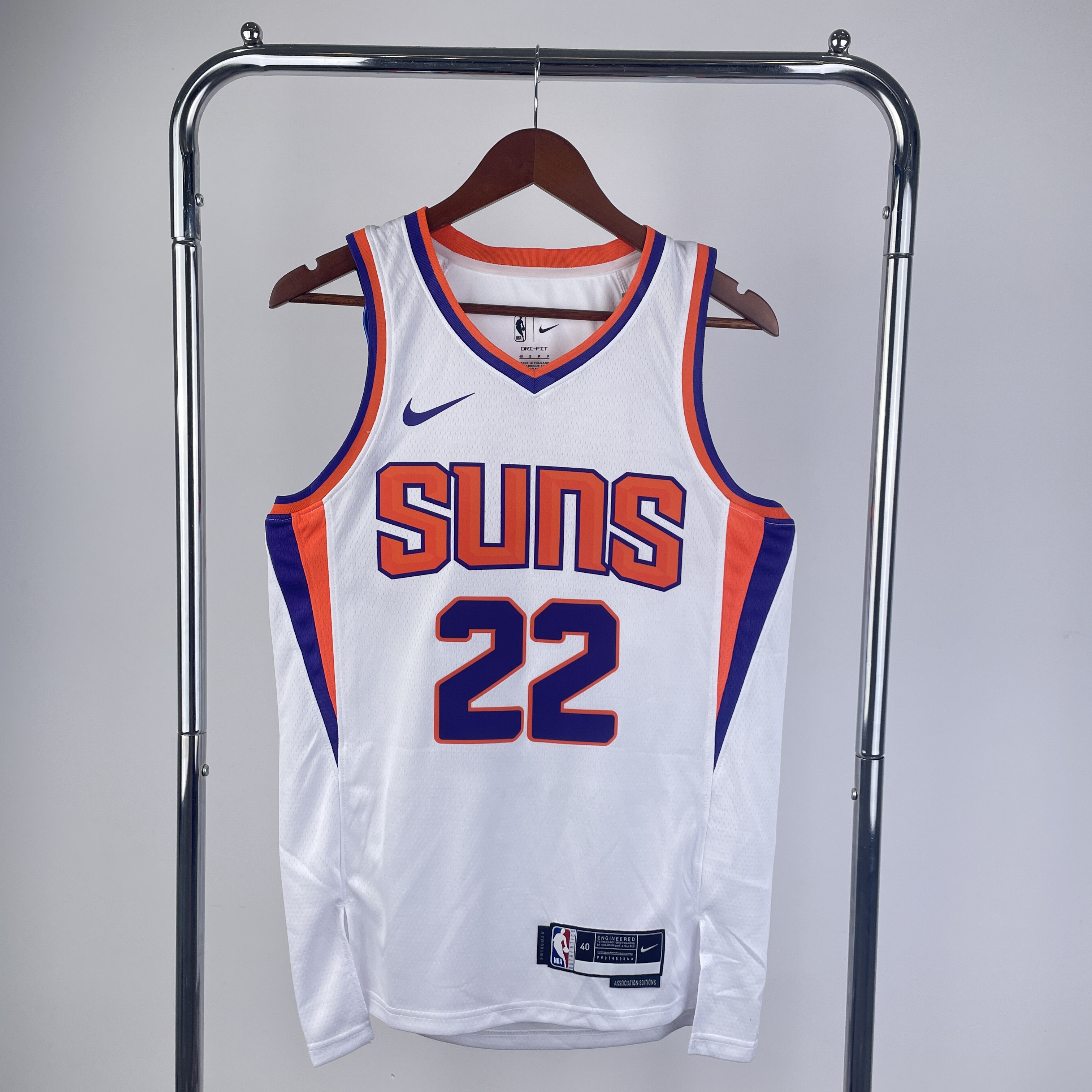 Season 23 Sun White No. 22 Ayton