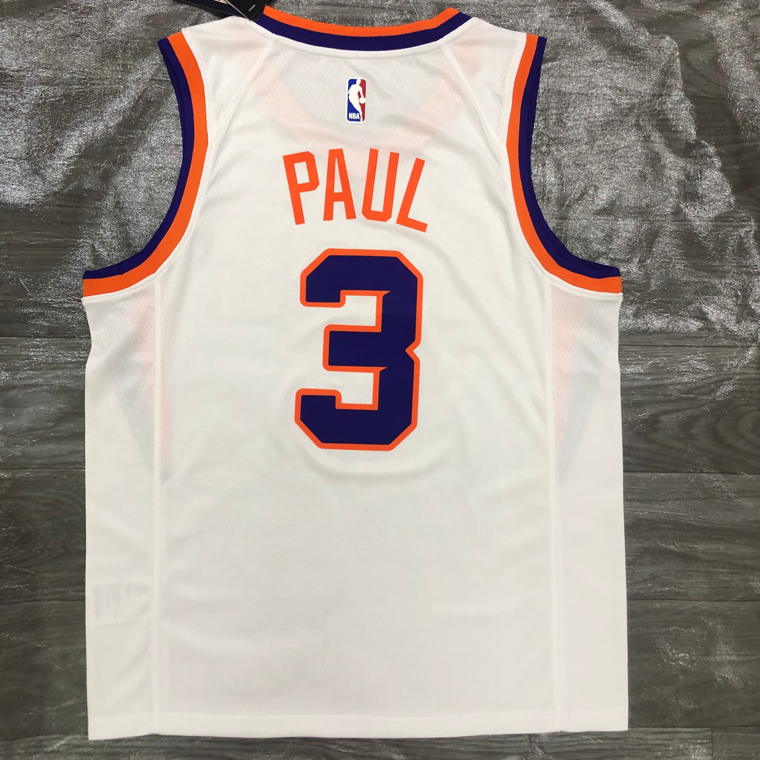 SUNS white No. 3 Paul
