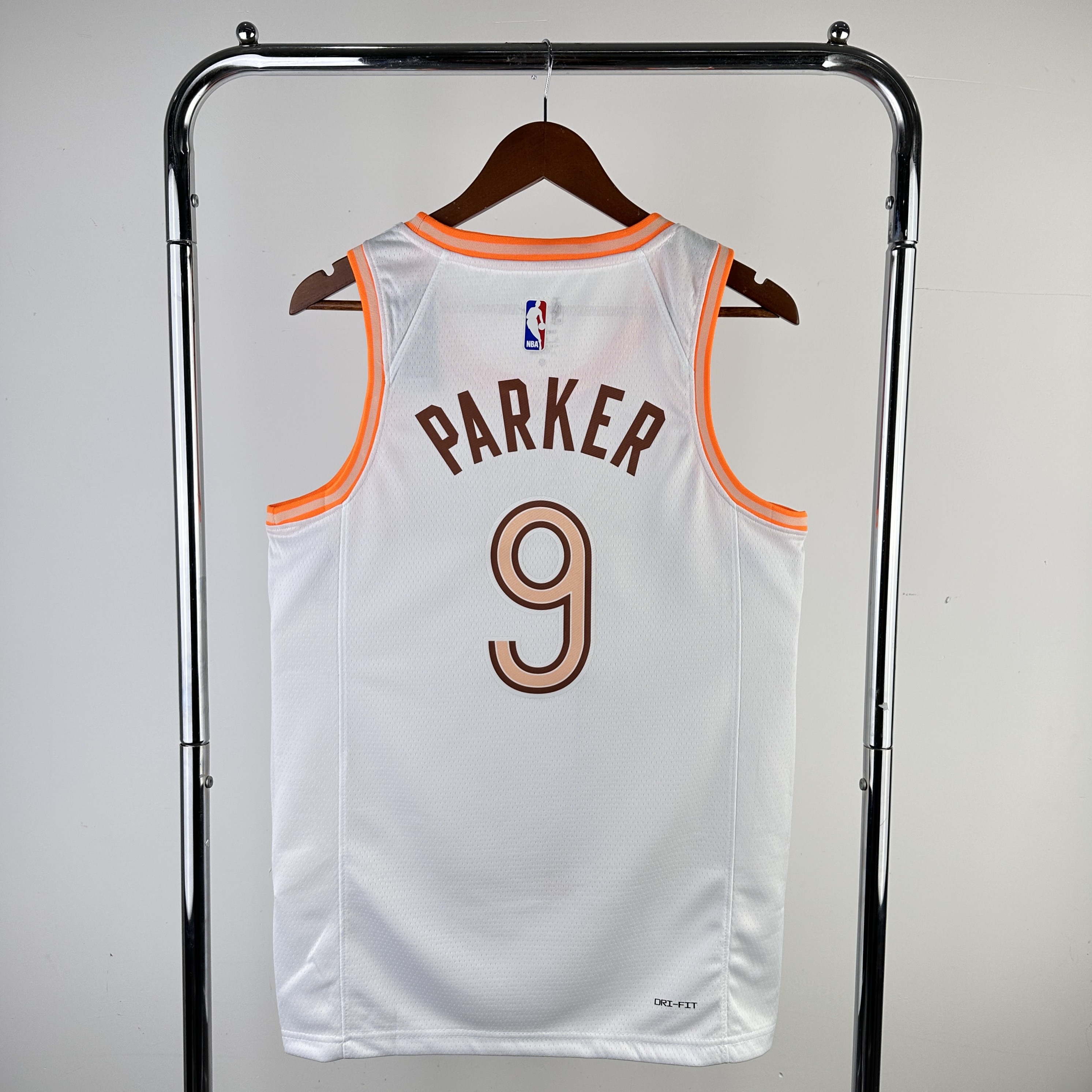 # 9 Parker of the Spurs' 24 Urban edition