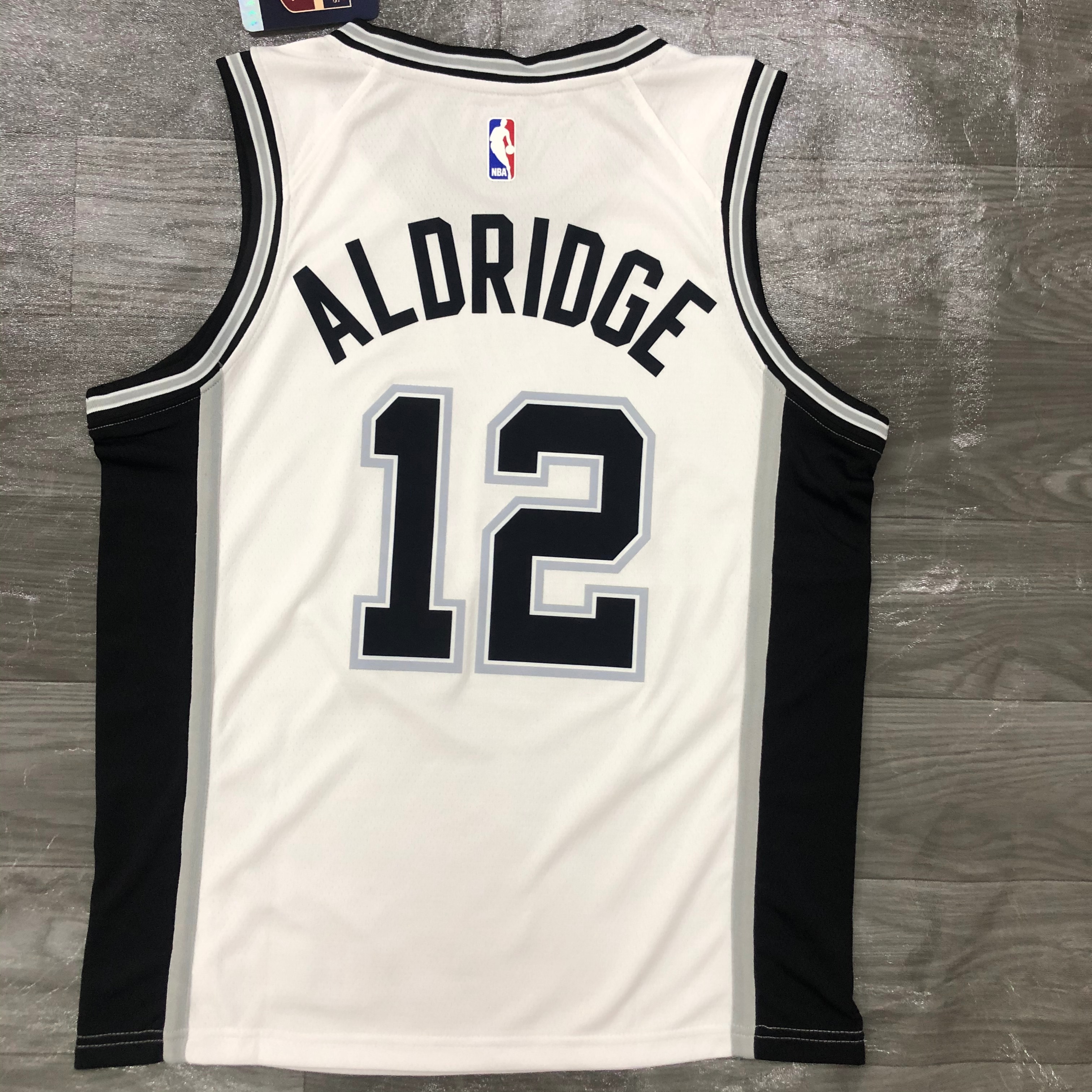 Spurs white 12 Aldridge