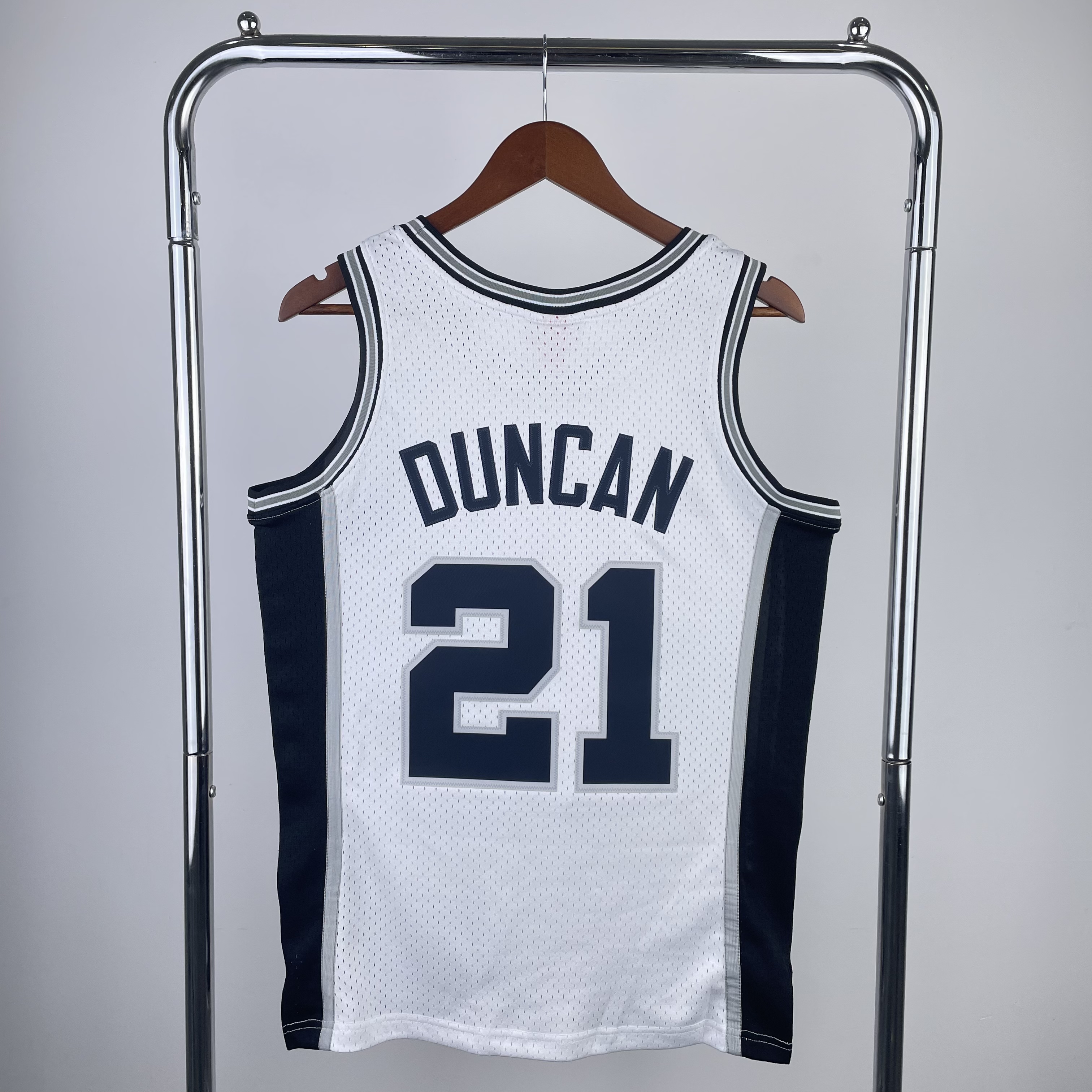 MN Hot Press throwback jersey SW Spurs 199899 season white 21 Duncan