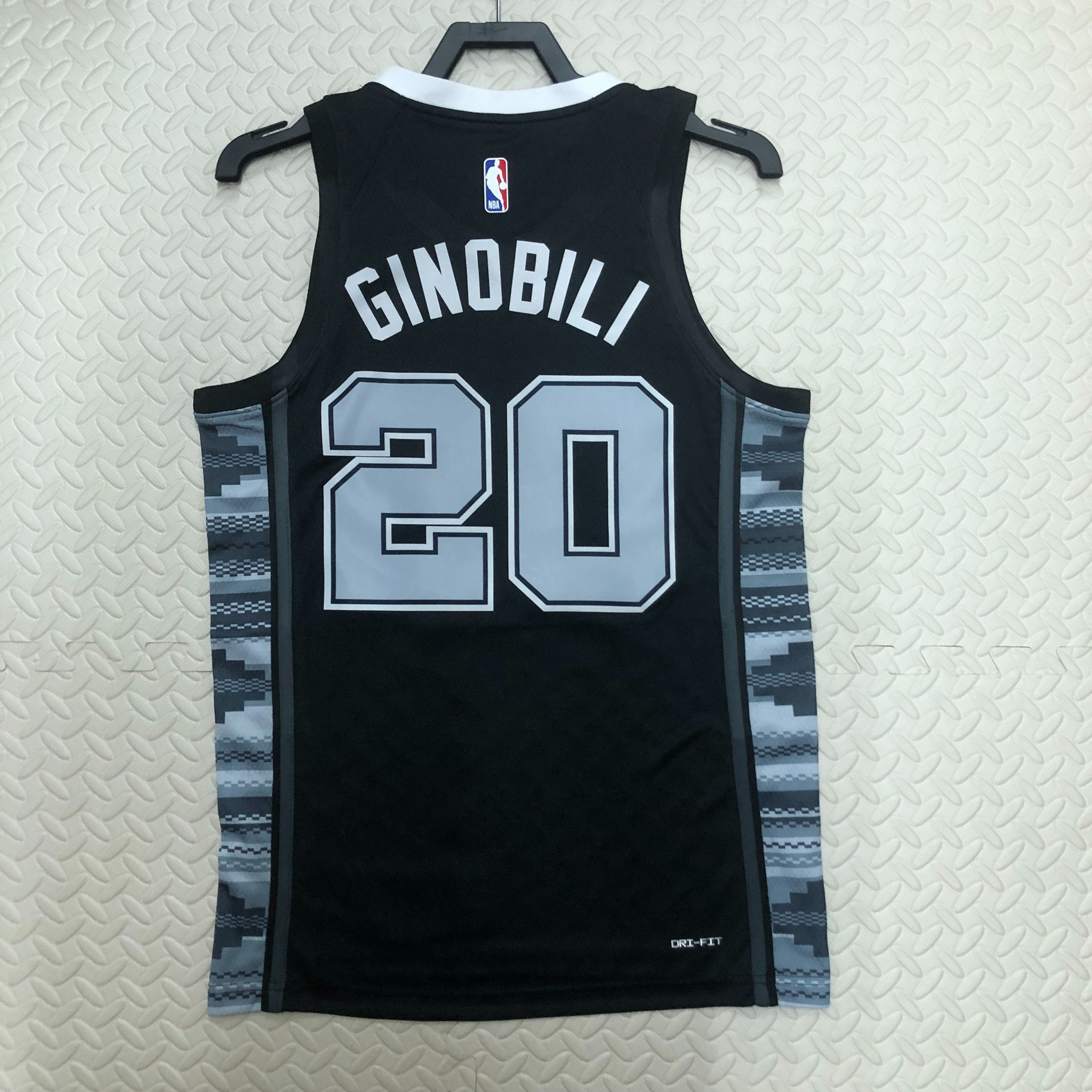 23 season Spurs Flyers limited number 20 Ginobili