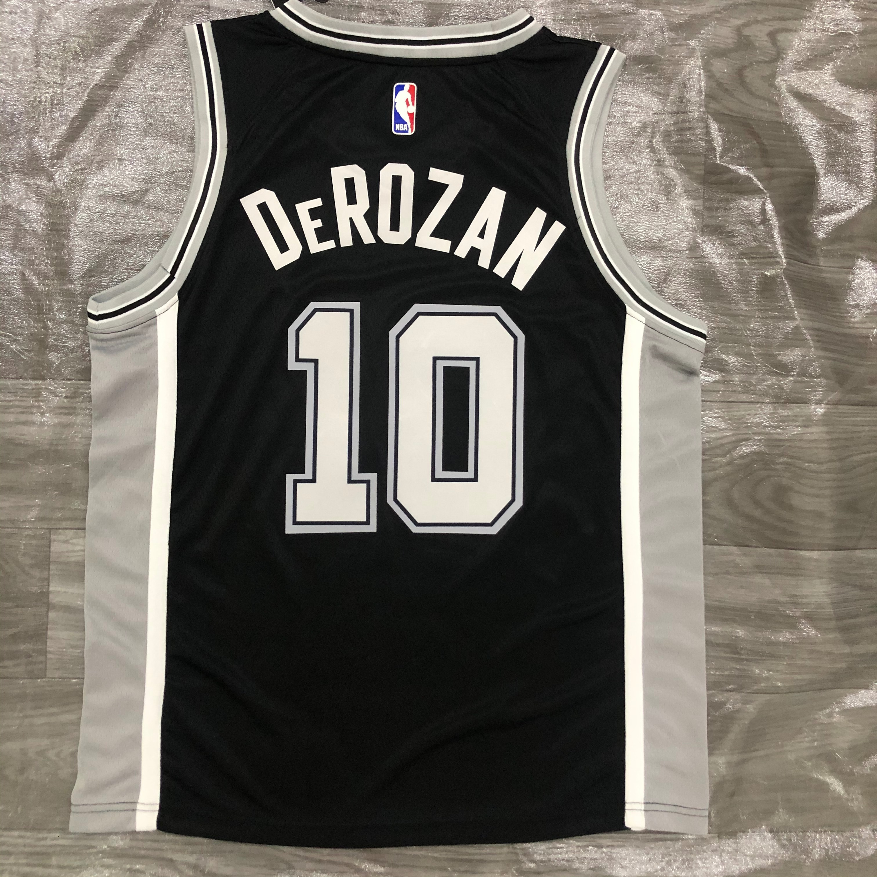 Spurs black number 10 derozan