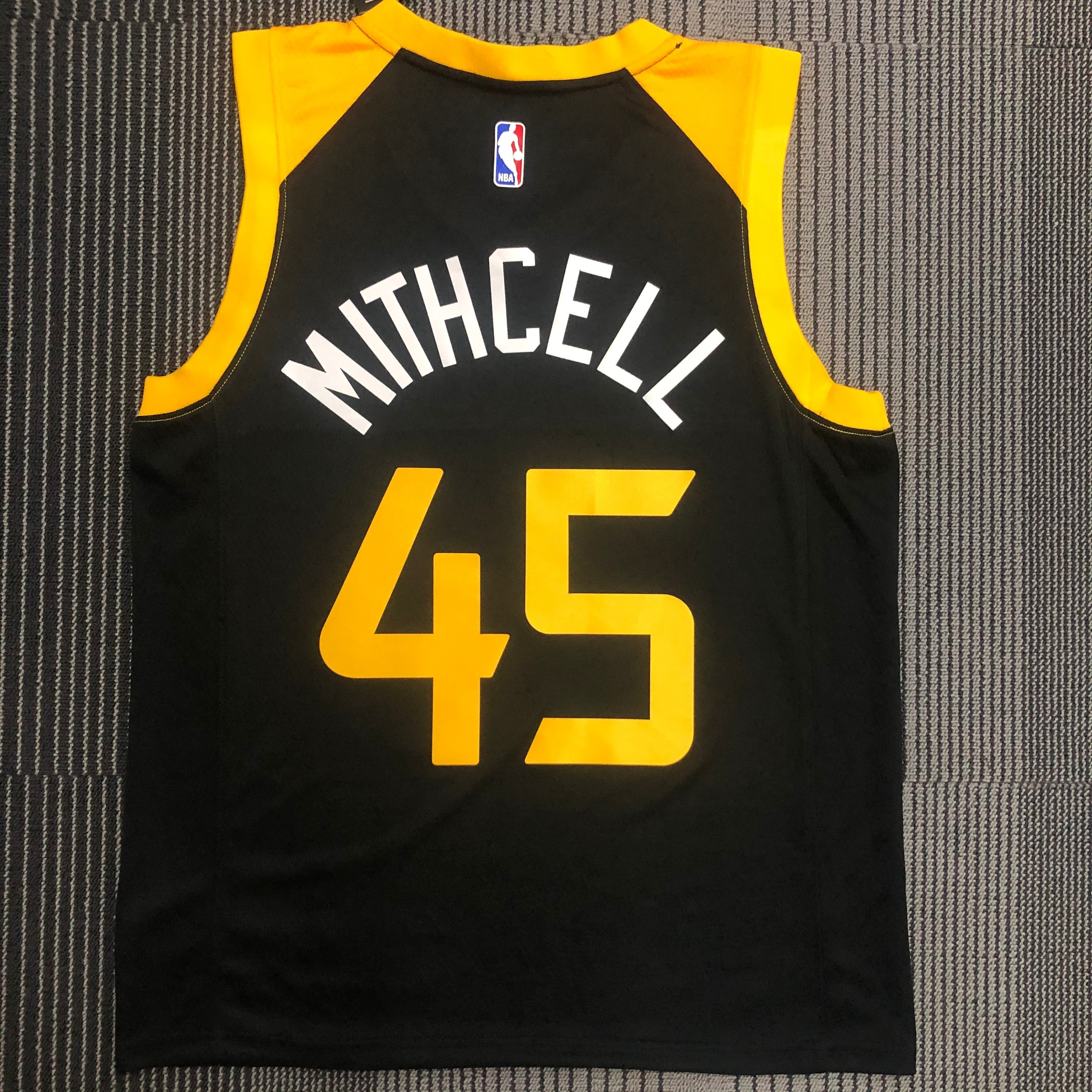 Season 21 Jazz City jersey No. 45 Mitchell
