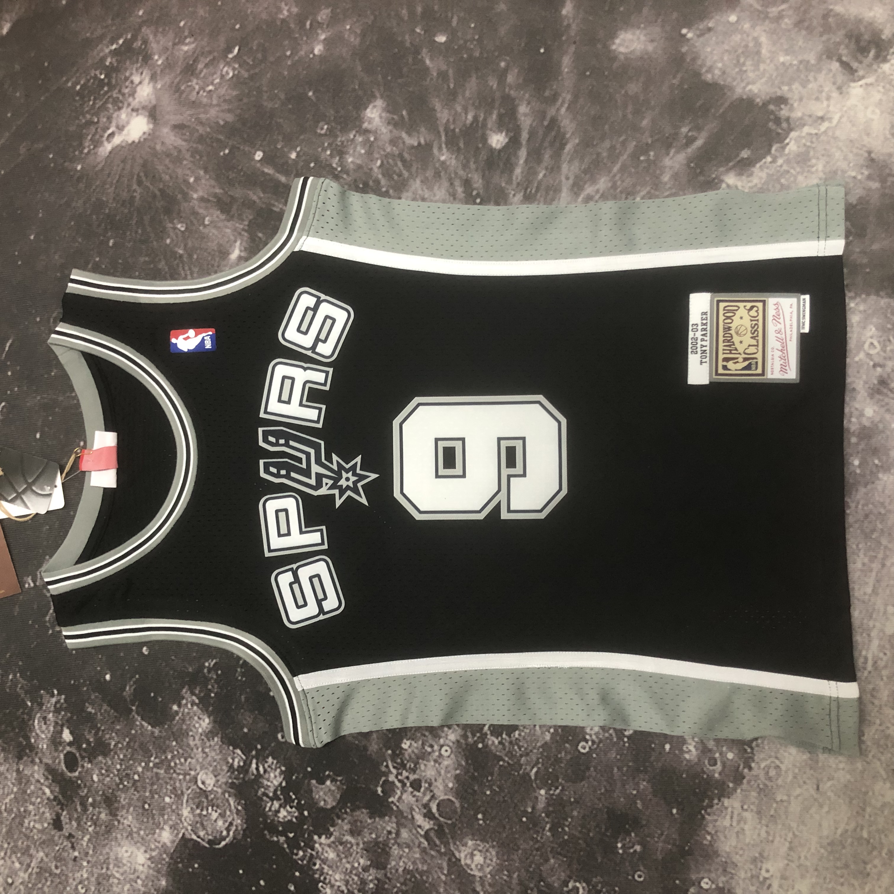 MN Hot Press throwback jersey SW Spurs 200203 Black No. 9 Parker