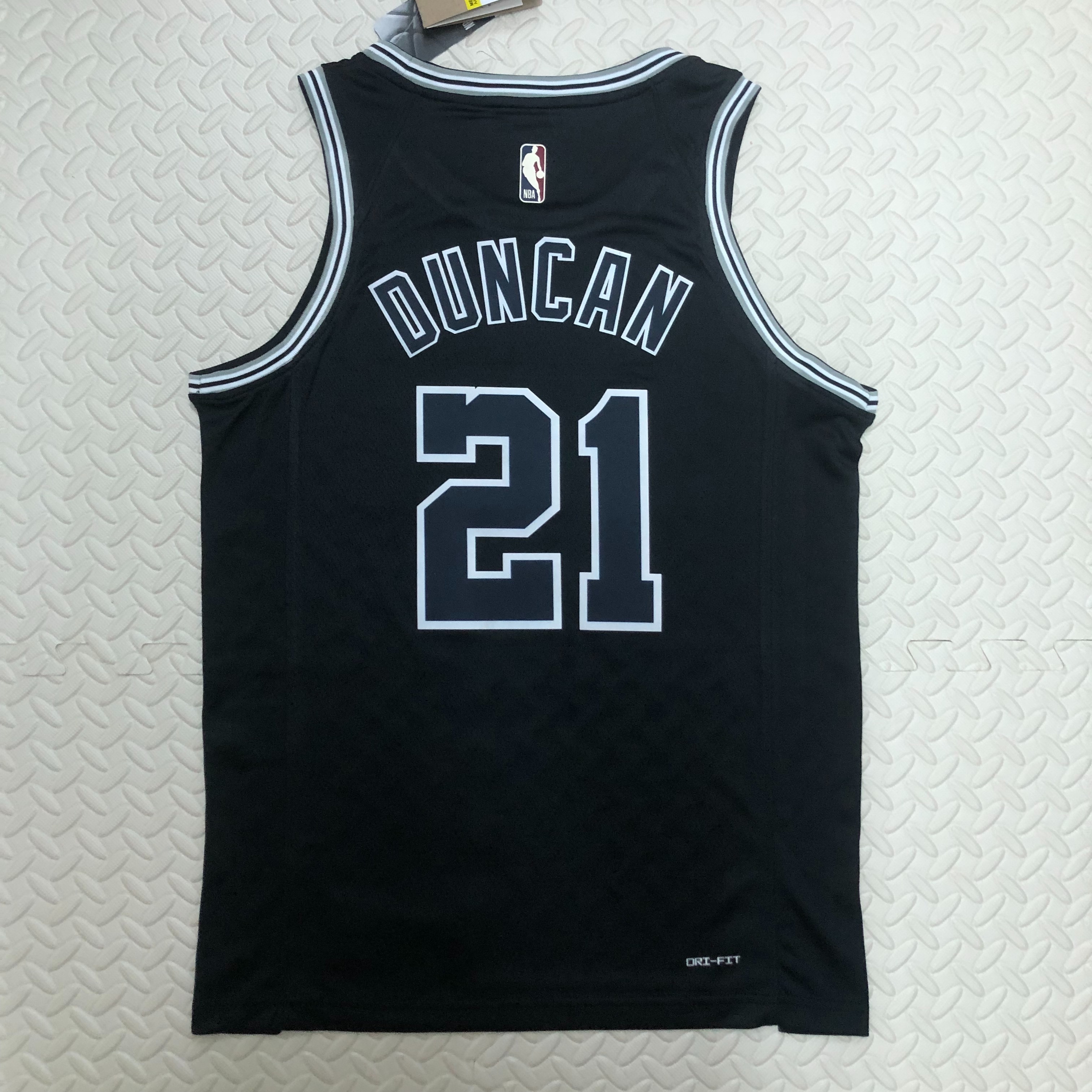 23 Spurs throwback # 21 Duncan