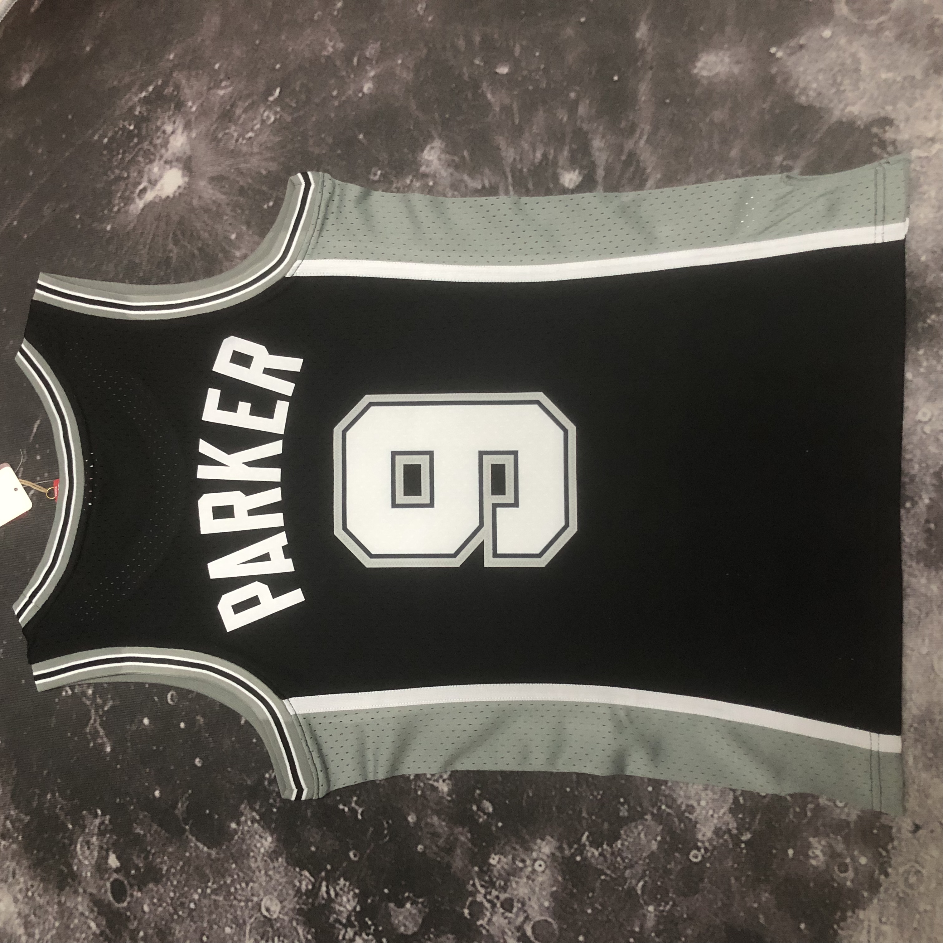 MN Hot Press throwback jersey SW Spurs 200203 Black No. 9 Parker