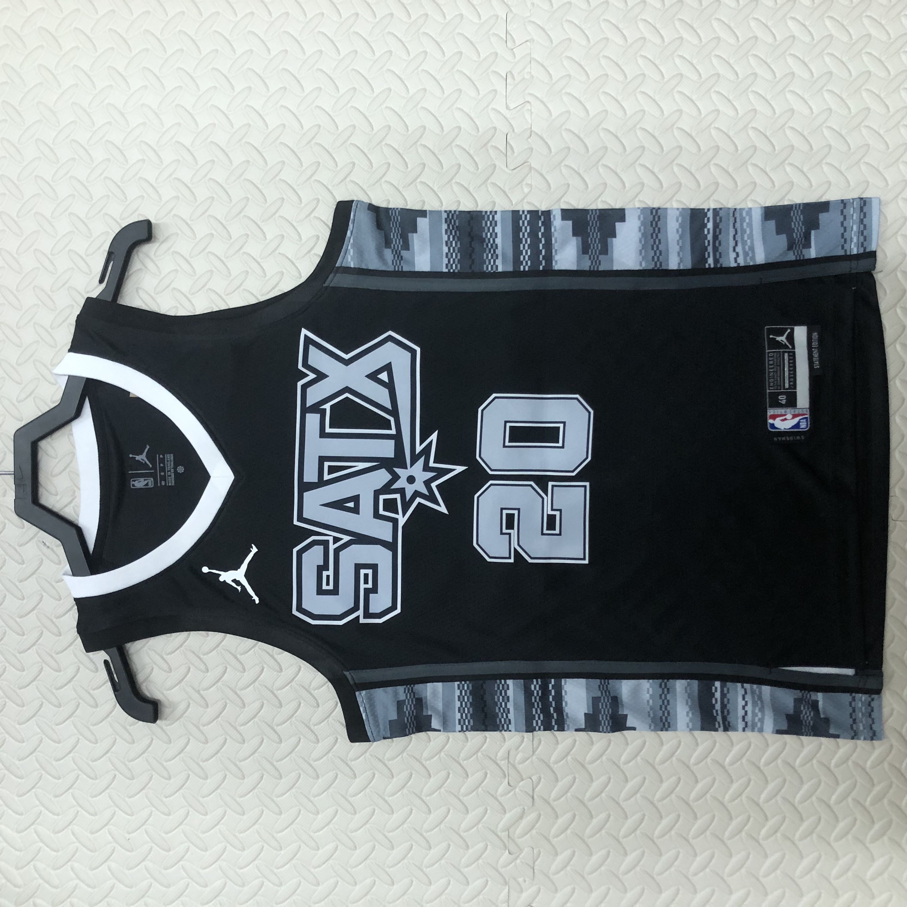 23 season Spurs Flyers limited number 20 Ginobili