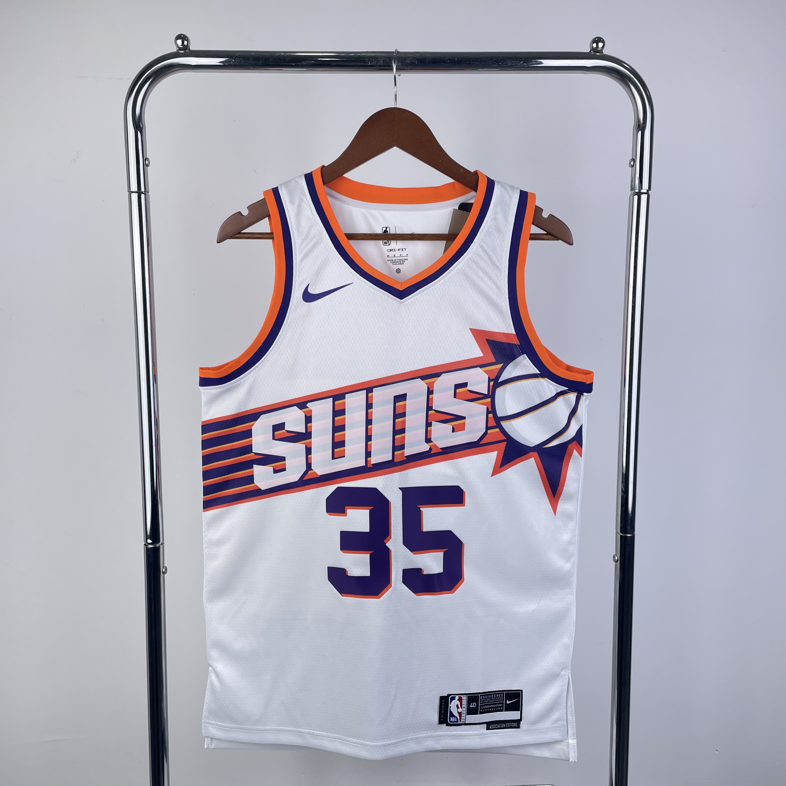 24 SUNS home white 35 Durant