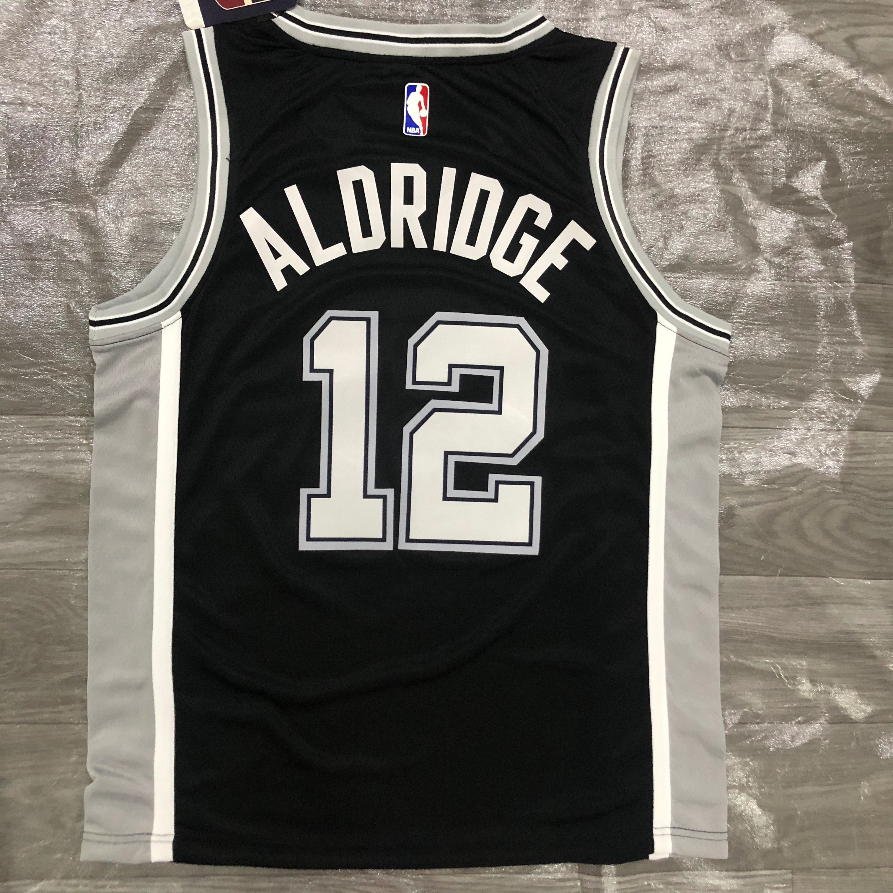 Spurs black 12 Aldridge