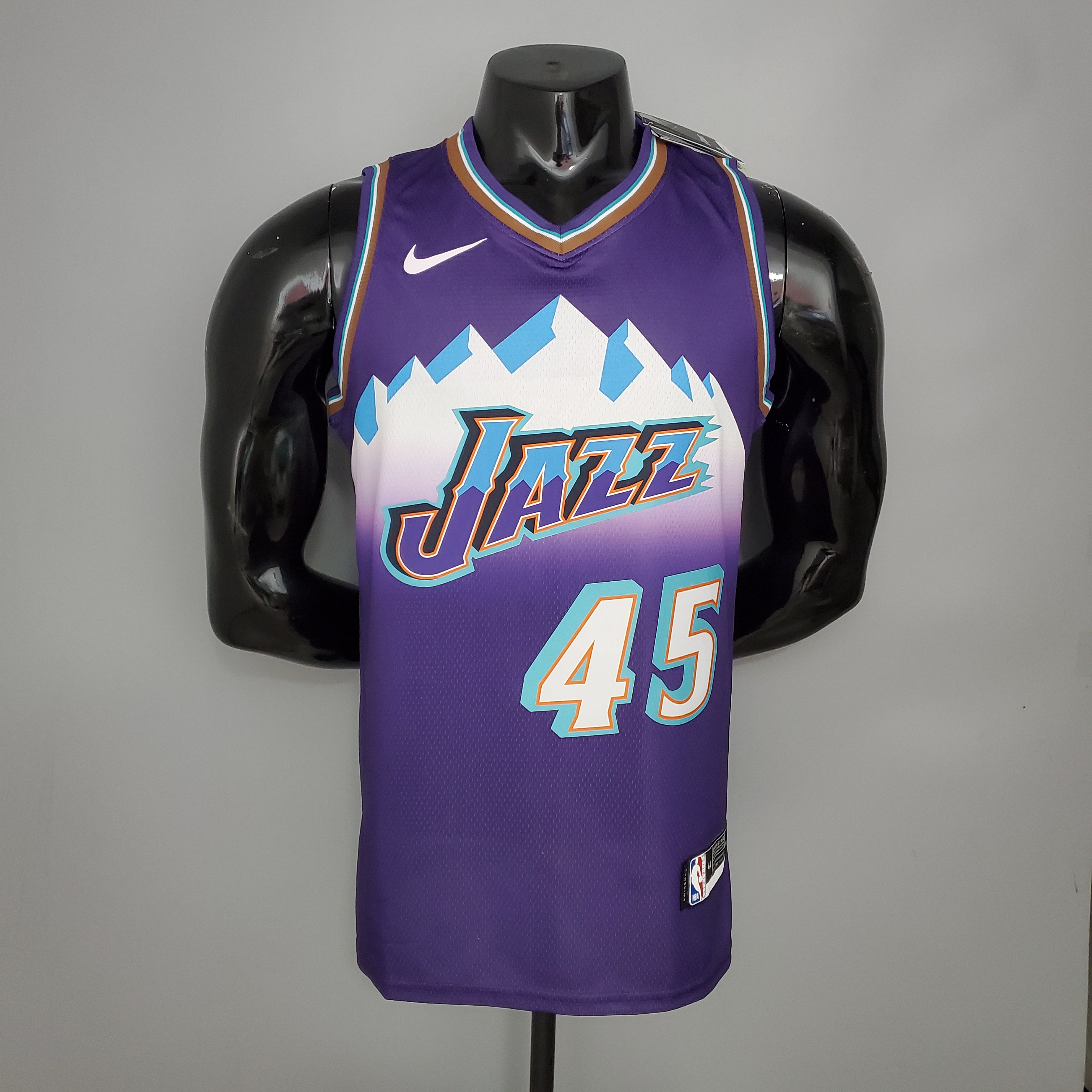 Utah Jazz Snow Mountain retro purple No. 45 Mitchell