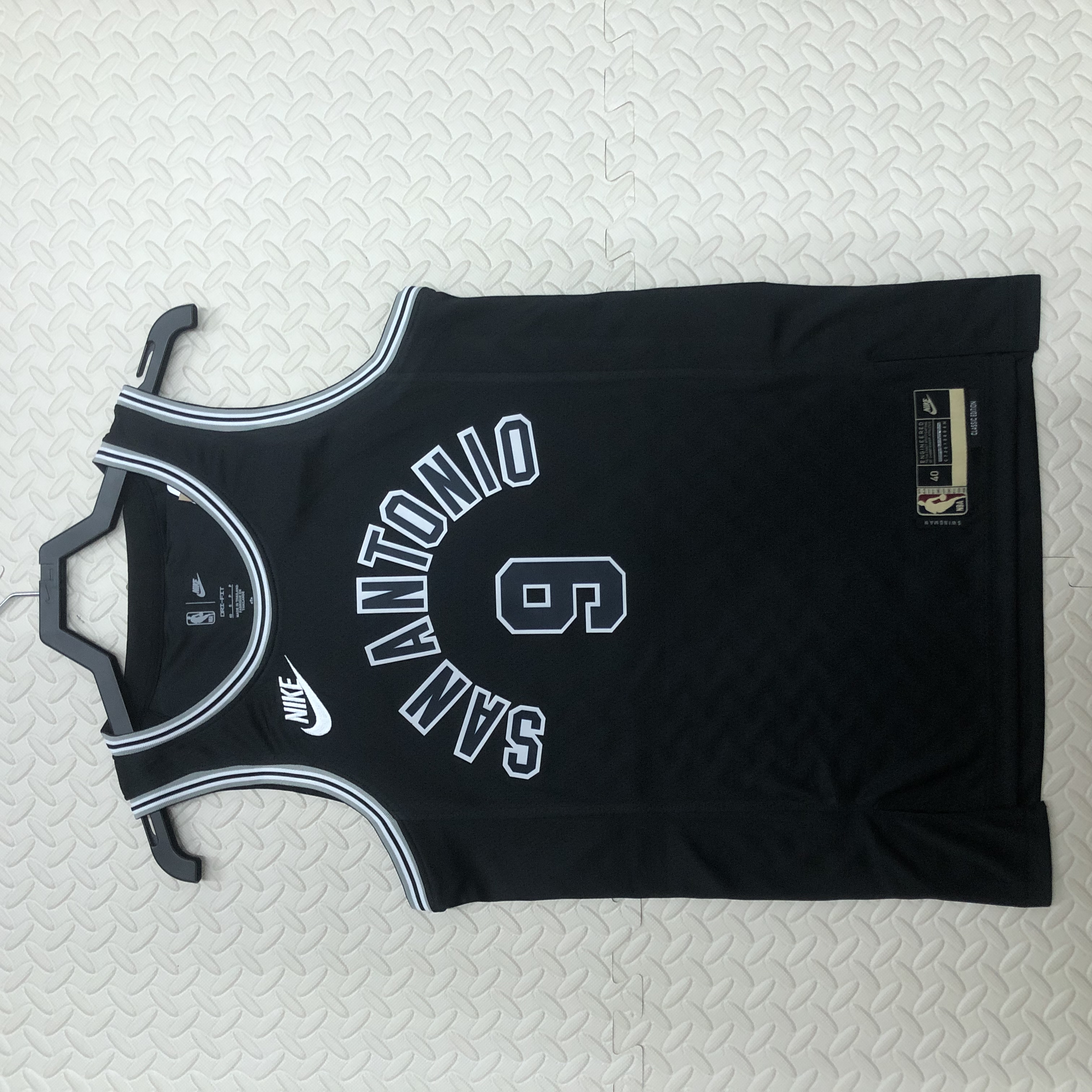 23 Spurs retro # 9 Parker