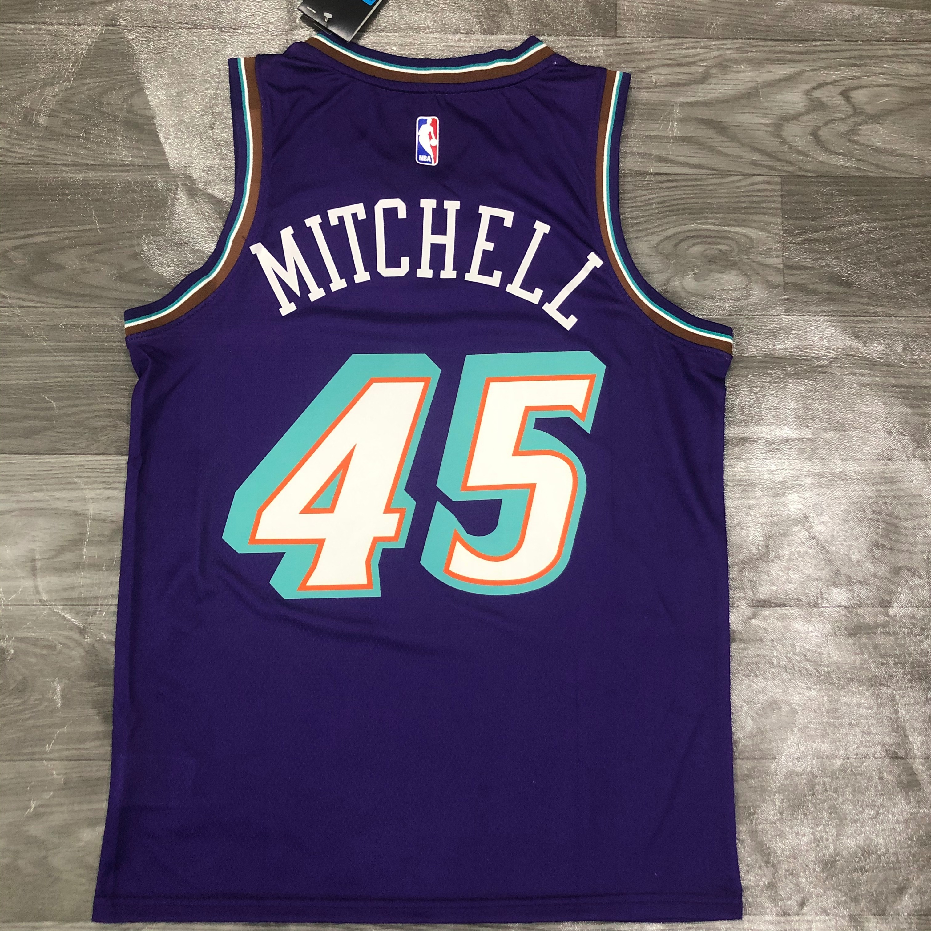 Utah Jazz Snow Mountain retro purple No. 45 Mitchell