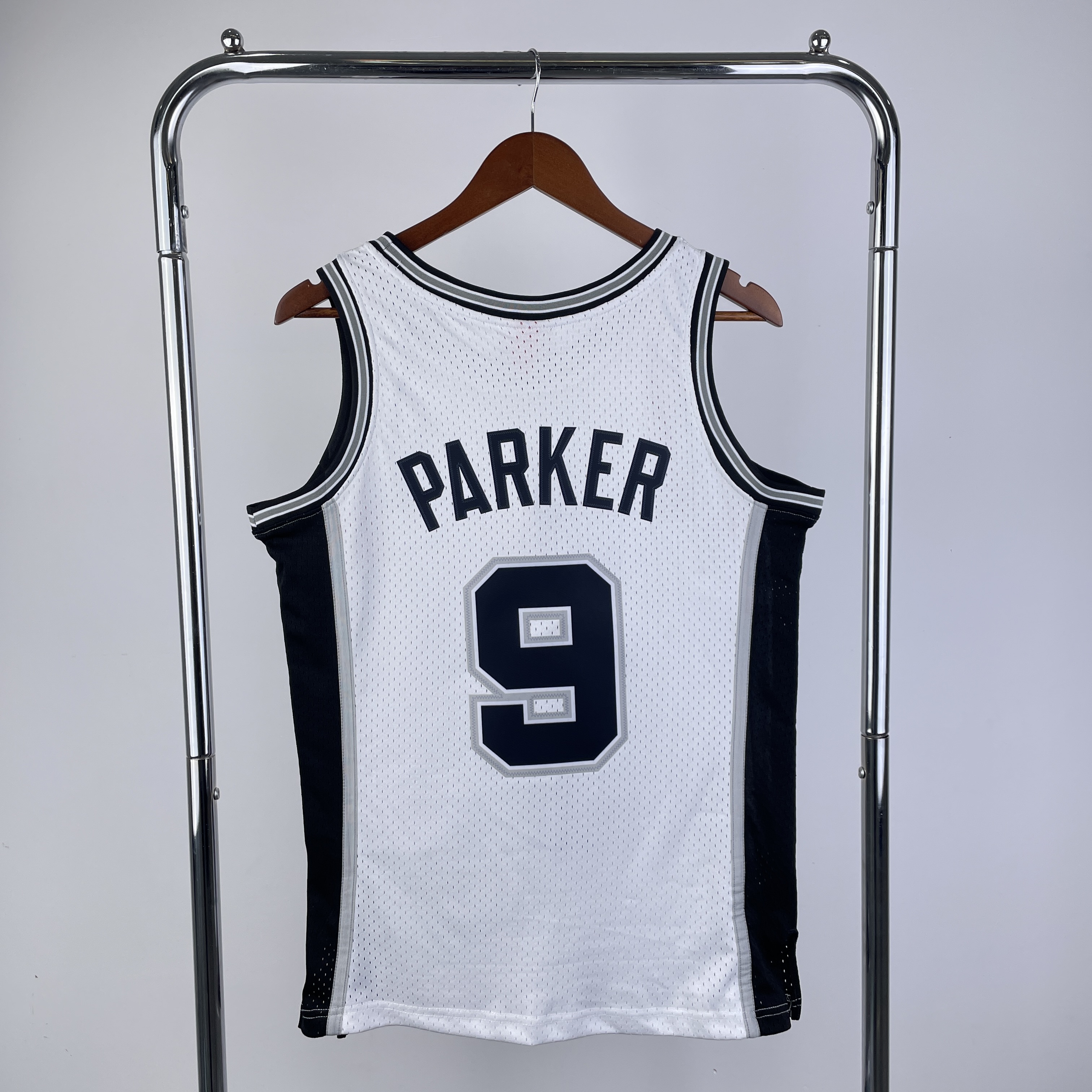 MN Hot Press throwback jersey SW Spurs 200203 white No. 9 Parker