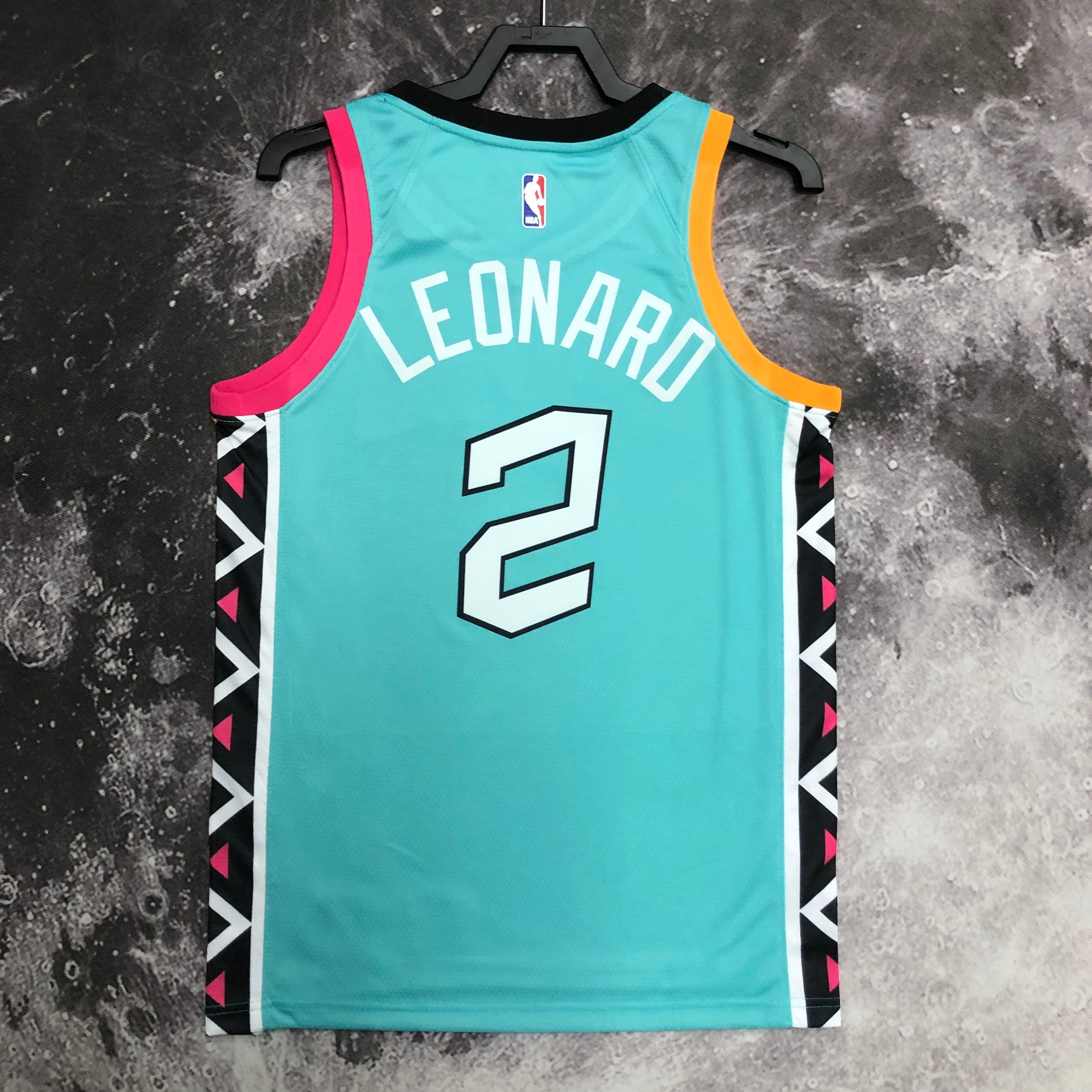 '23 Spurs City version of the No. 2 Leonard