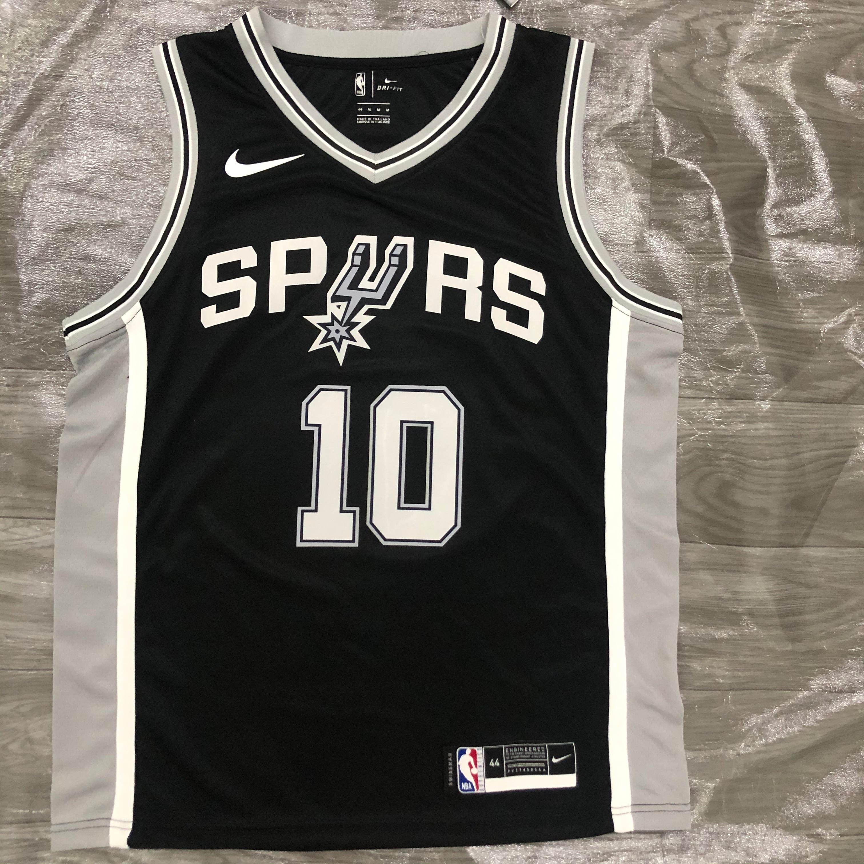 Spurs black number 10 derozan