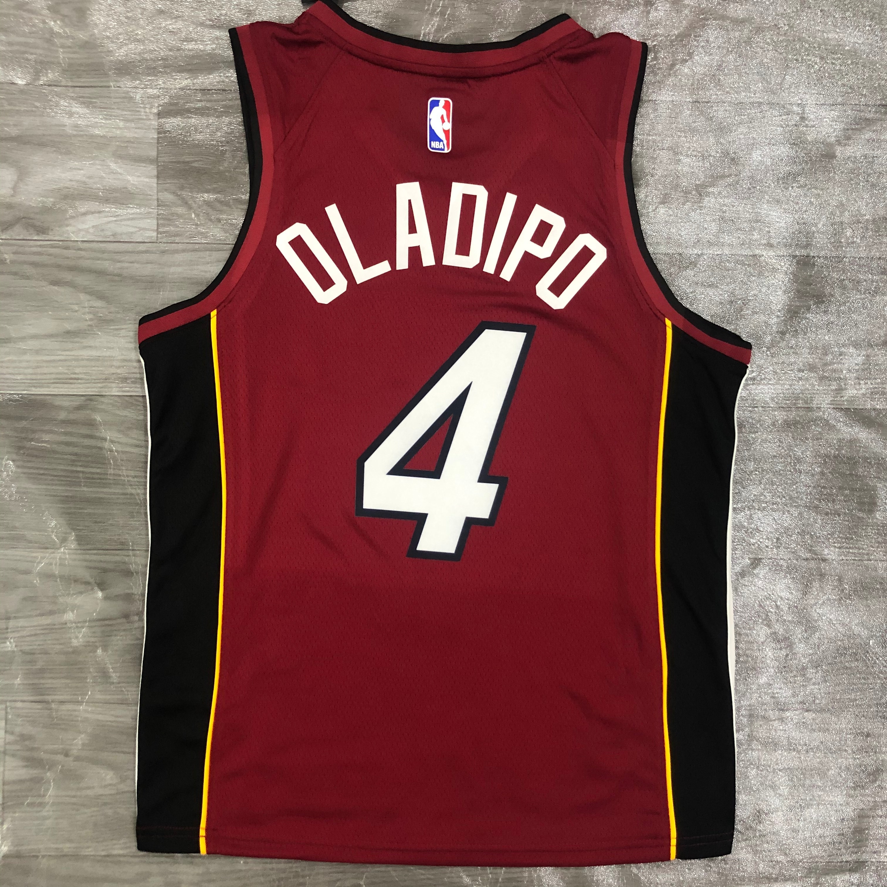 21 season Heat Jordan theme V-neck date red No. 4 Oladipo