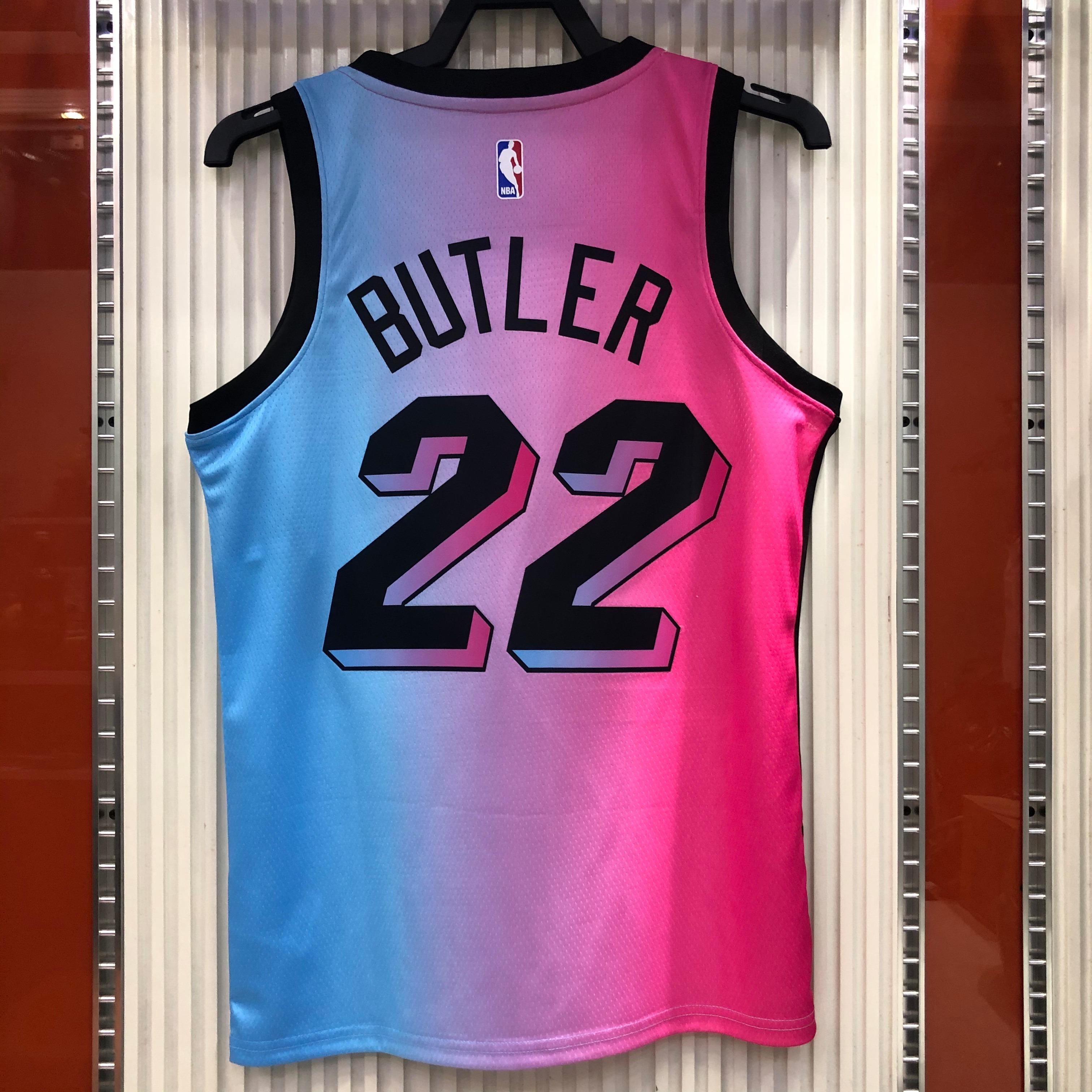 21 season Heat City version gradient # 22 Butler