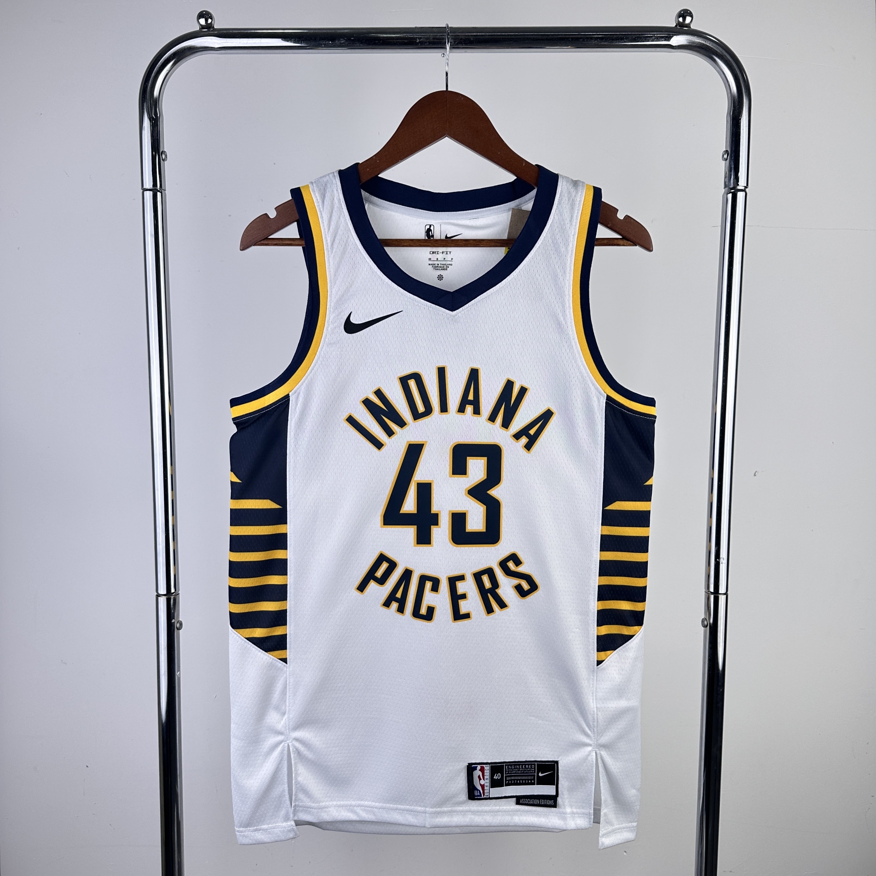 23 season Pacers home white 43 SIAKAM