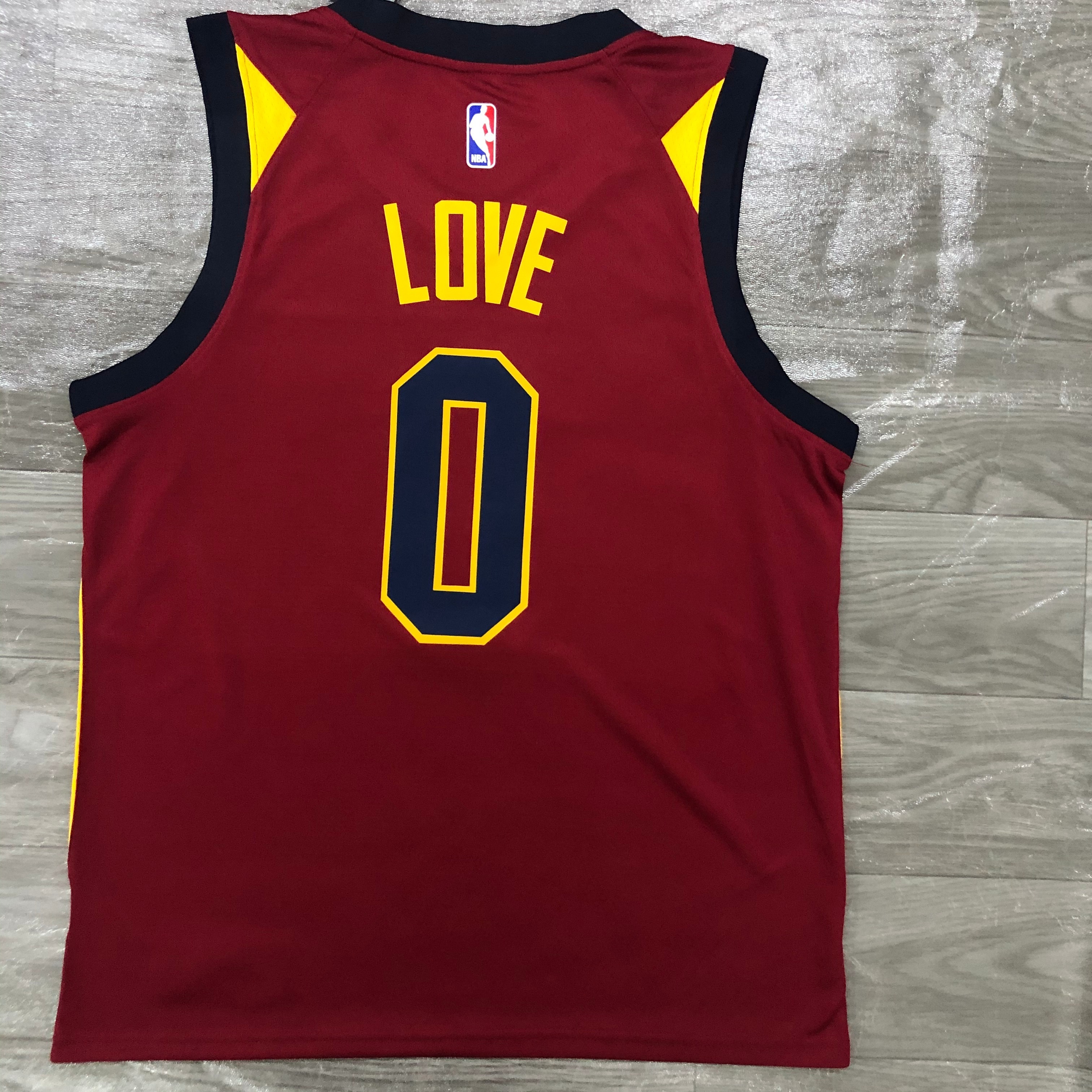 '17 Cavs Burgundy No. 0 Love