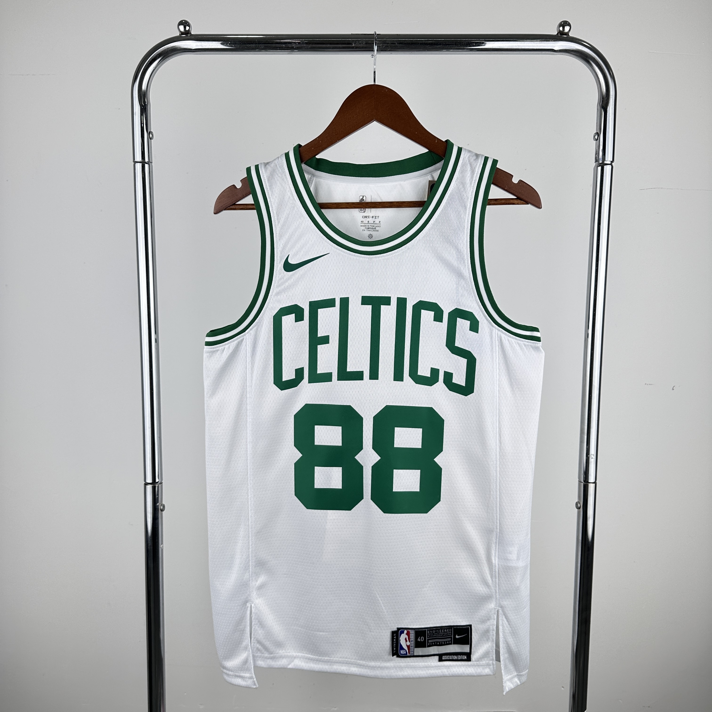 Celtics white home 88 Queta