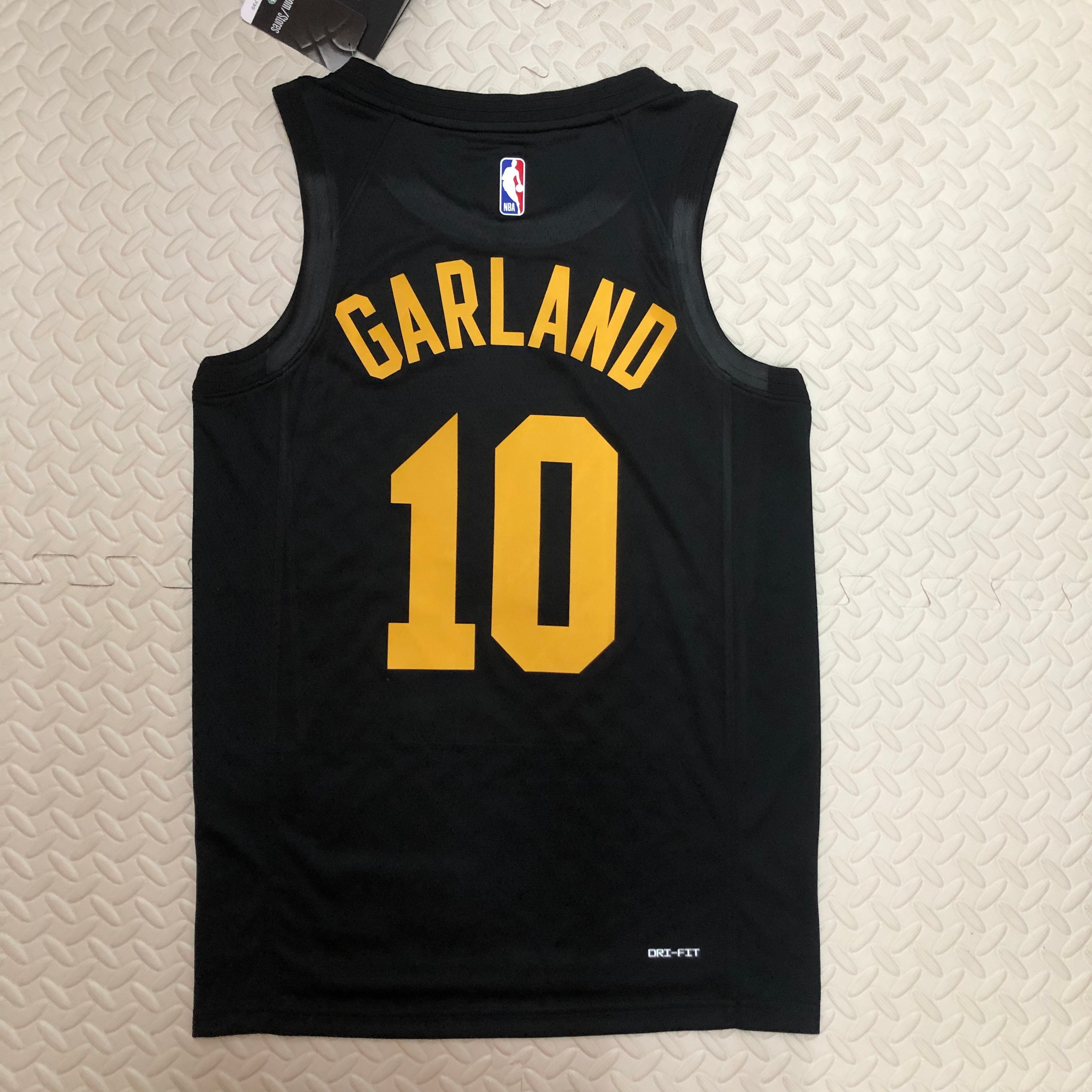 23 season Cavaliers Flyers limited number 10 Garland
