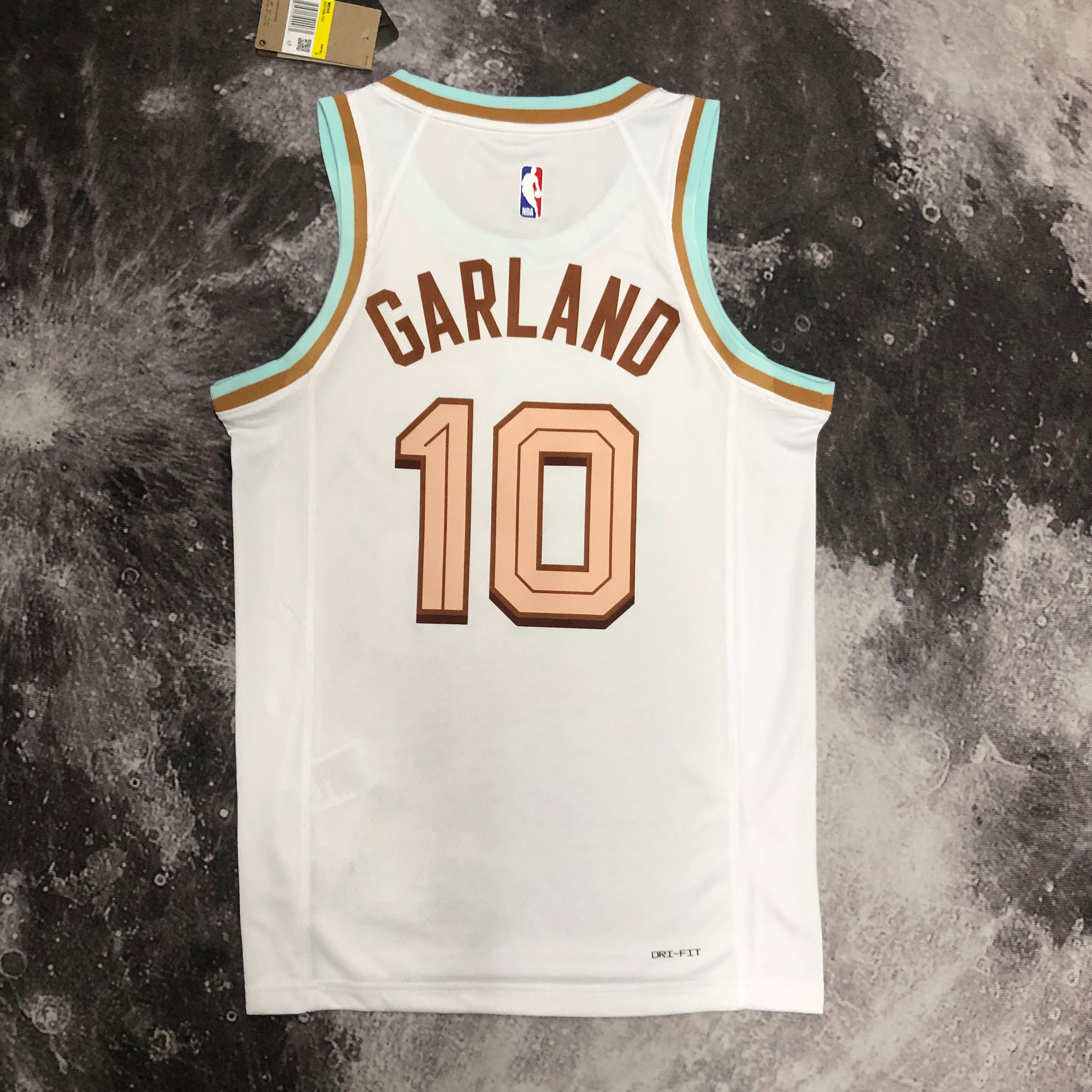 Season 23 Cavaliers City version No. 10 Garland