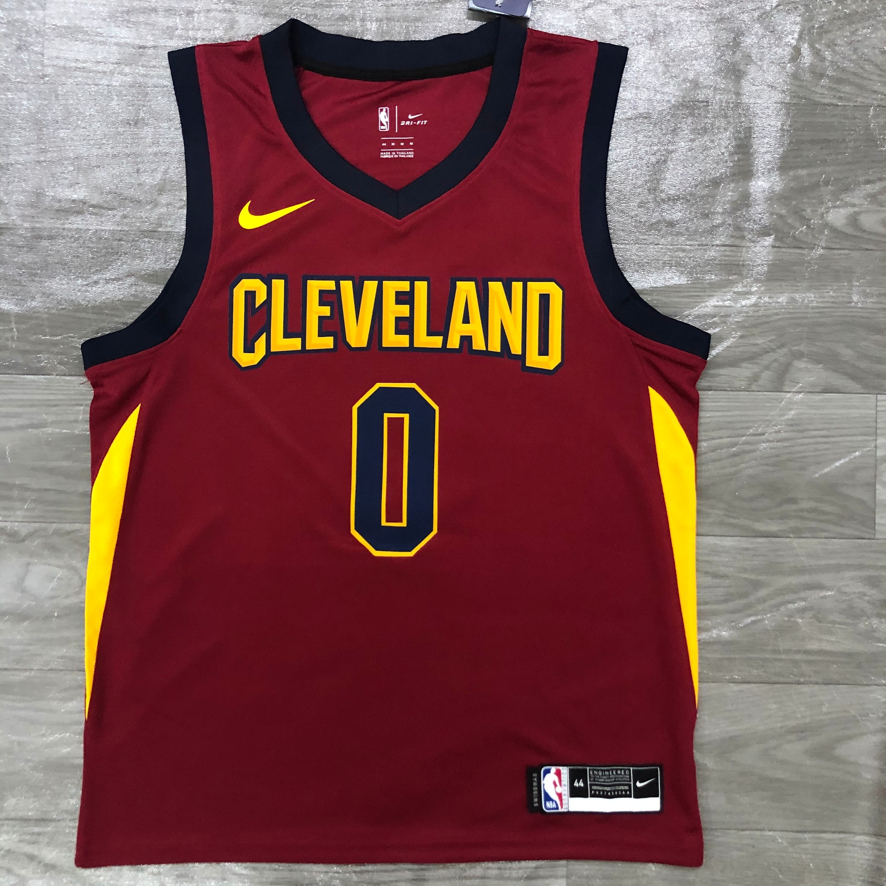 '17 Cavs Burgundy No. 0 Love