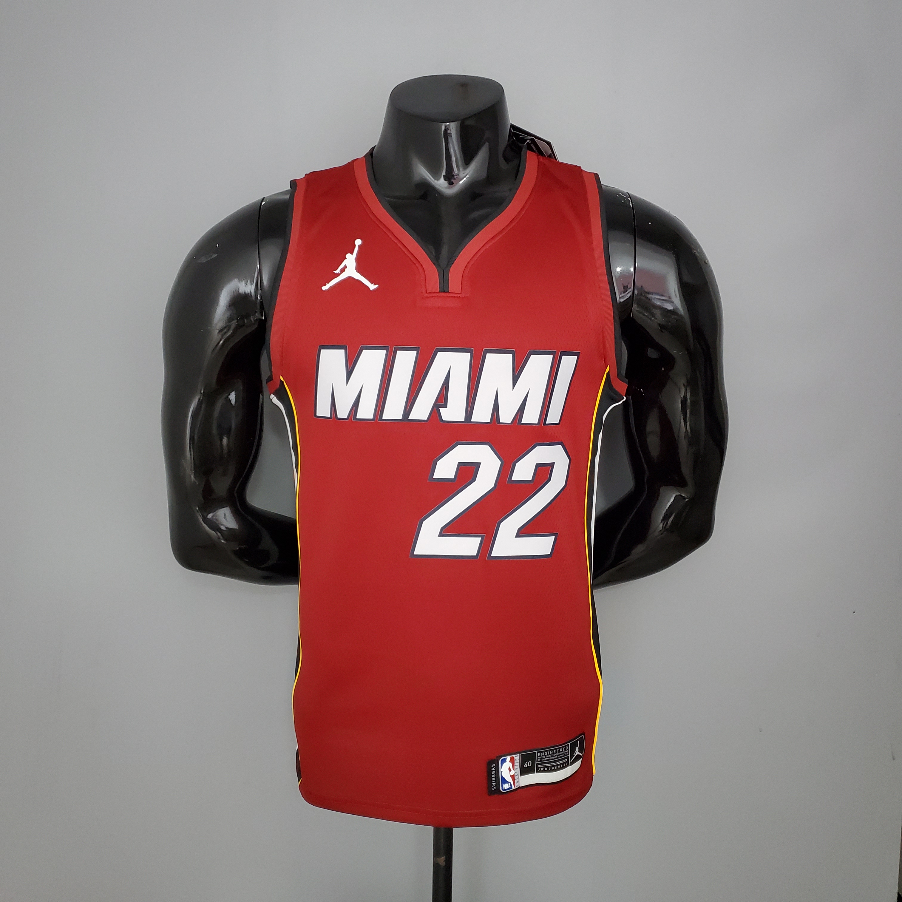 21 season Heat Jordan theme V-neck date red No. 22 Butler