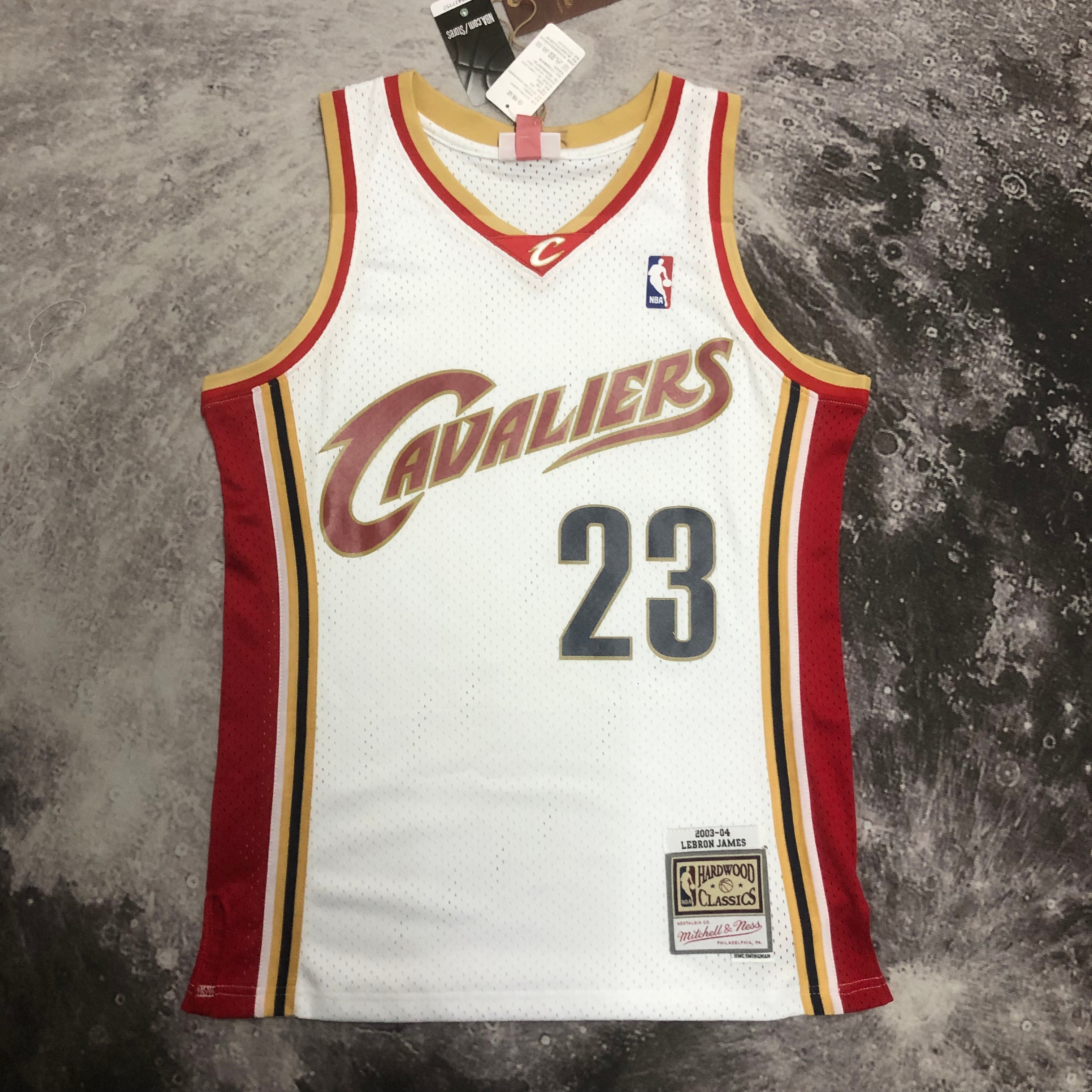 MN Hot Press Throwback jersey SW Cavaliers season 0304 white No. 23 James
