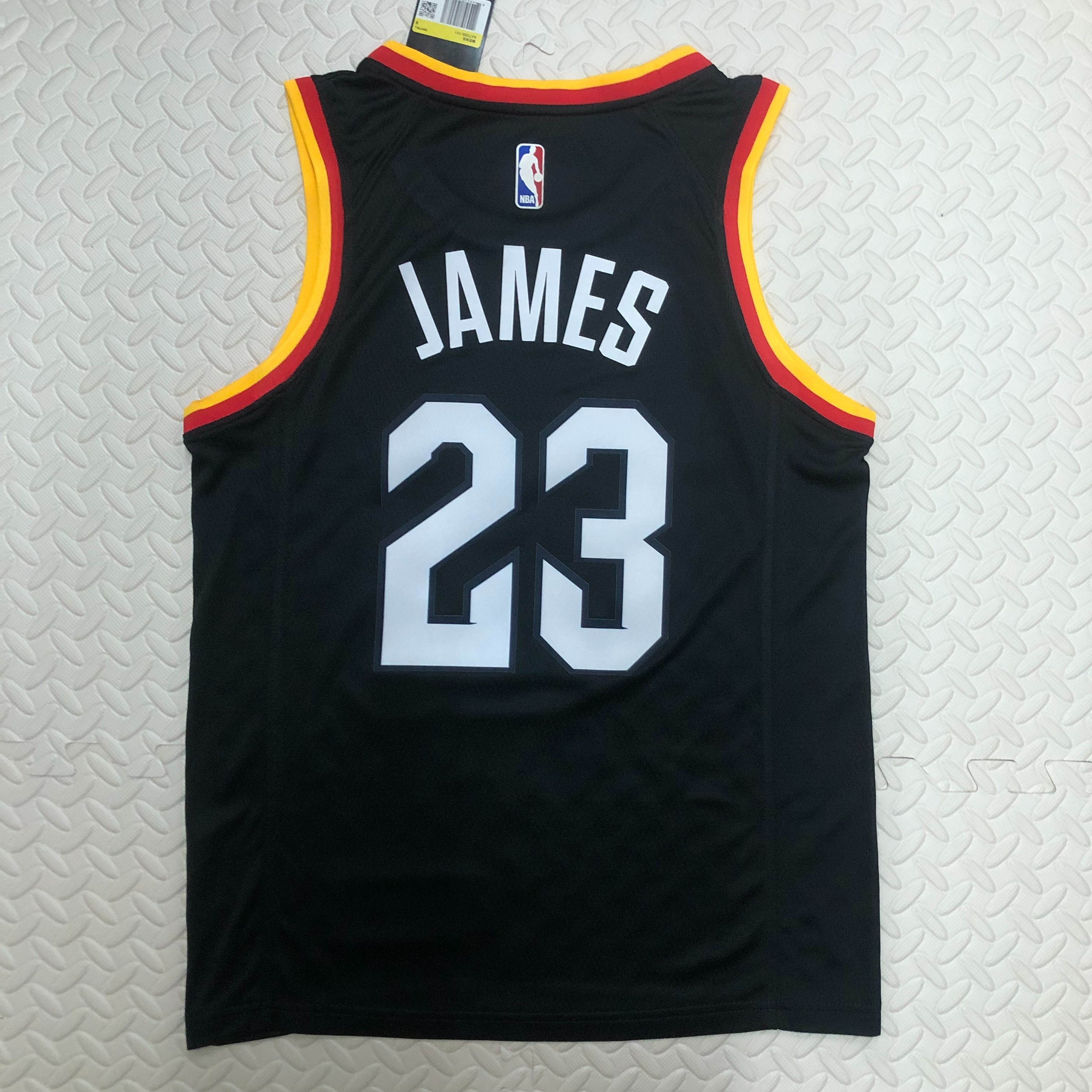 Cavaliers City version # 23 James in the 21st season