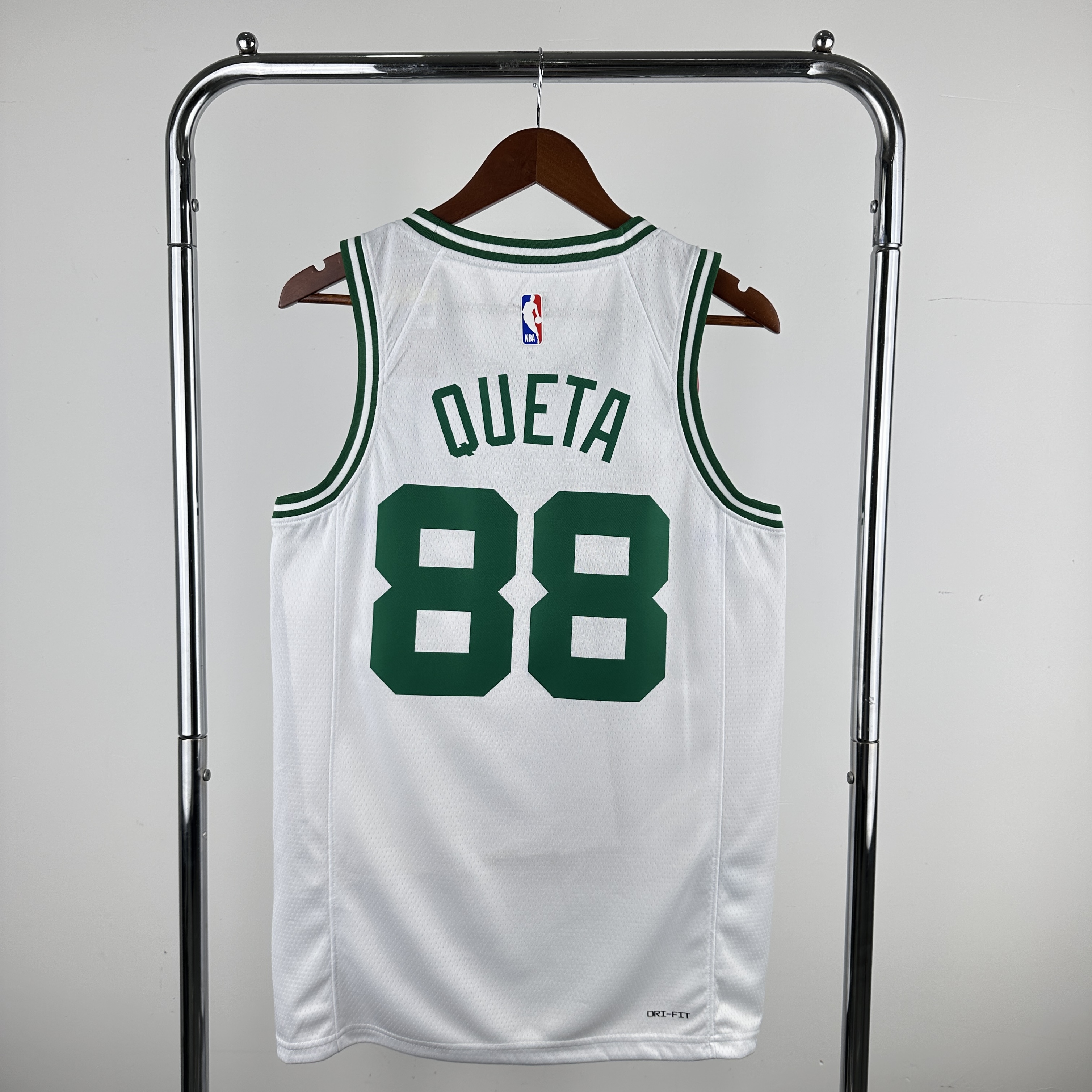 Celtics white home 88 Queta