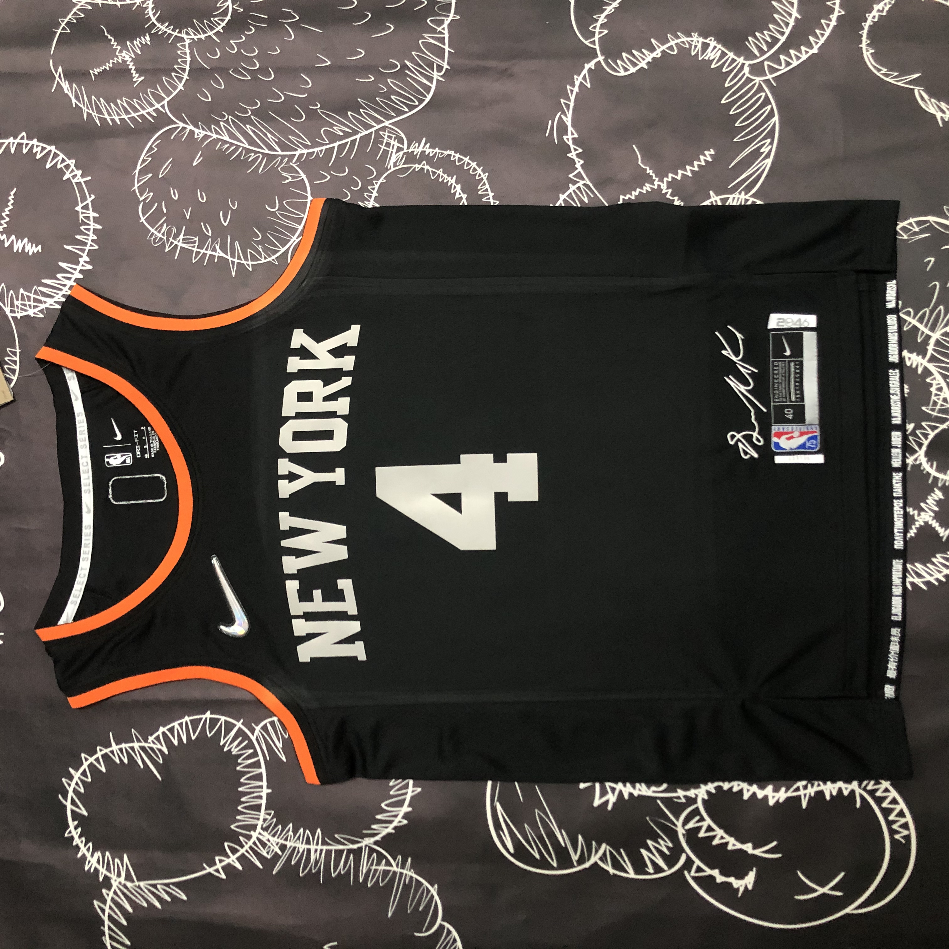 Glorified version number four Rose