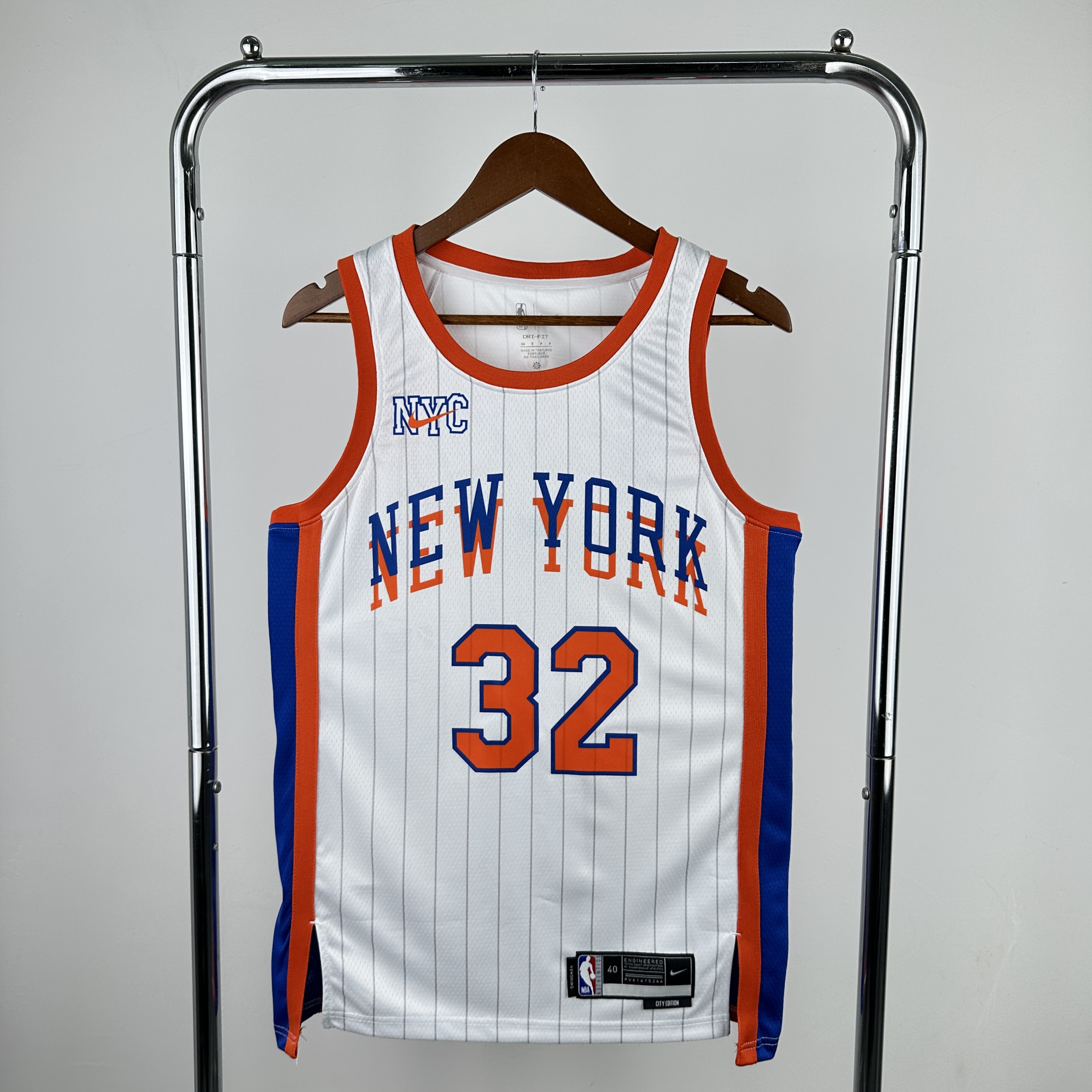 25th season Knicks City Edition No. 32 Towns
